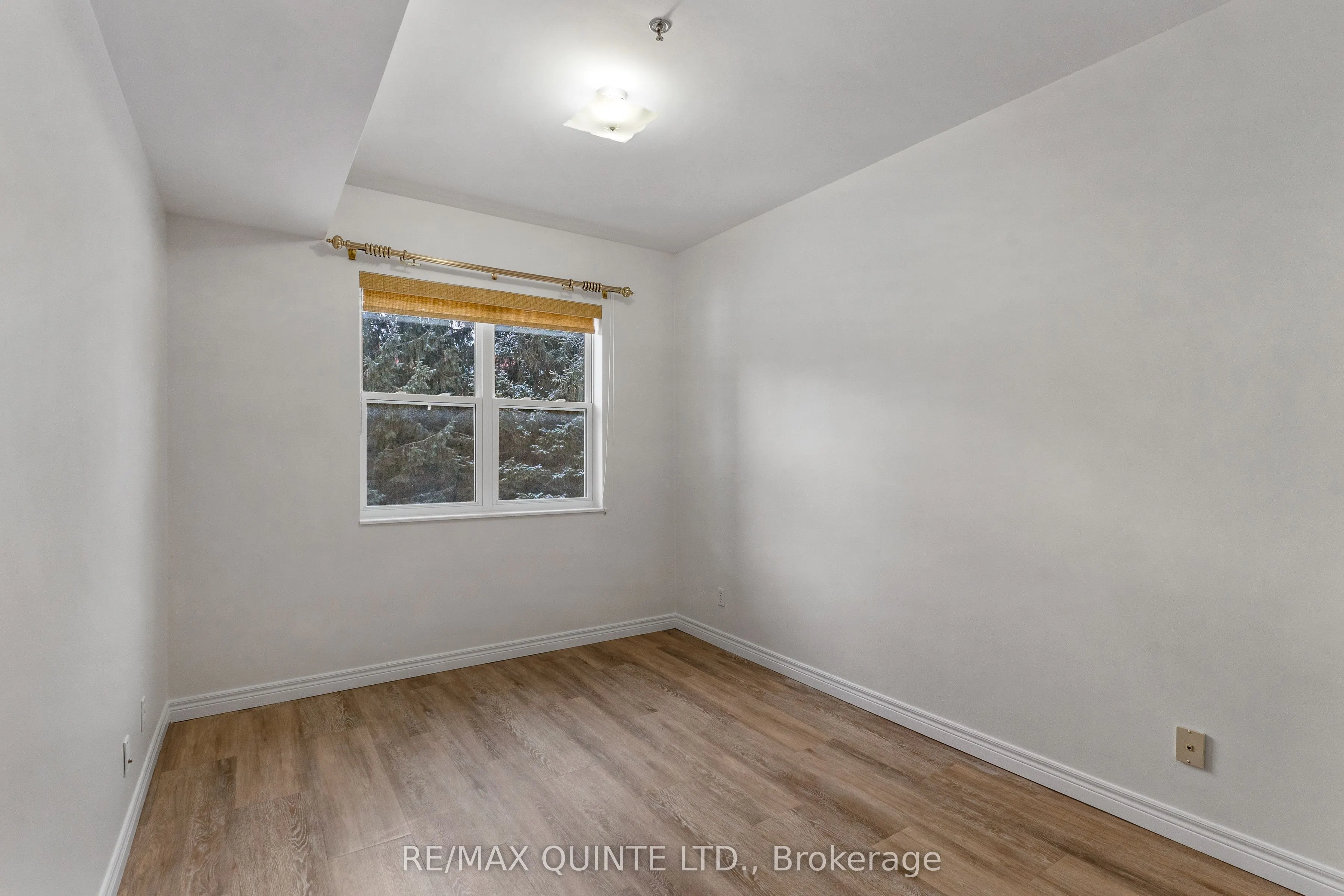 20 Fourth Avenue, #105