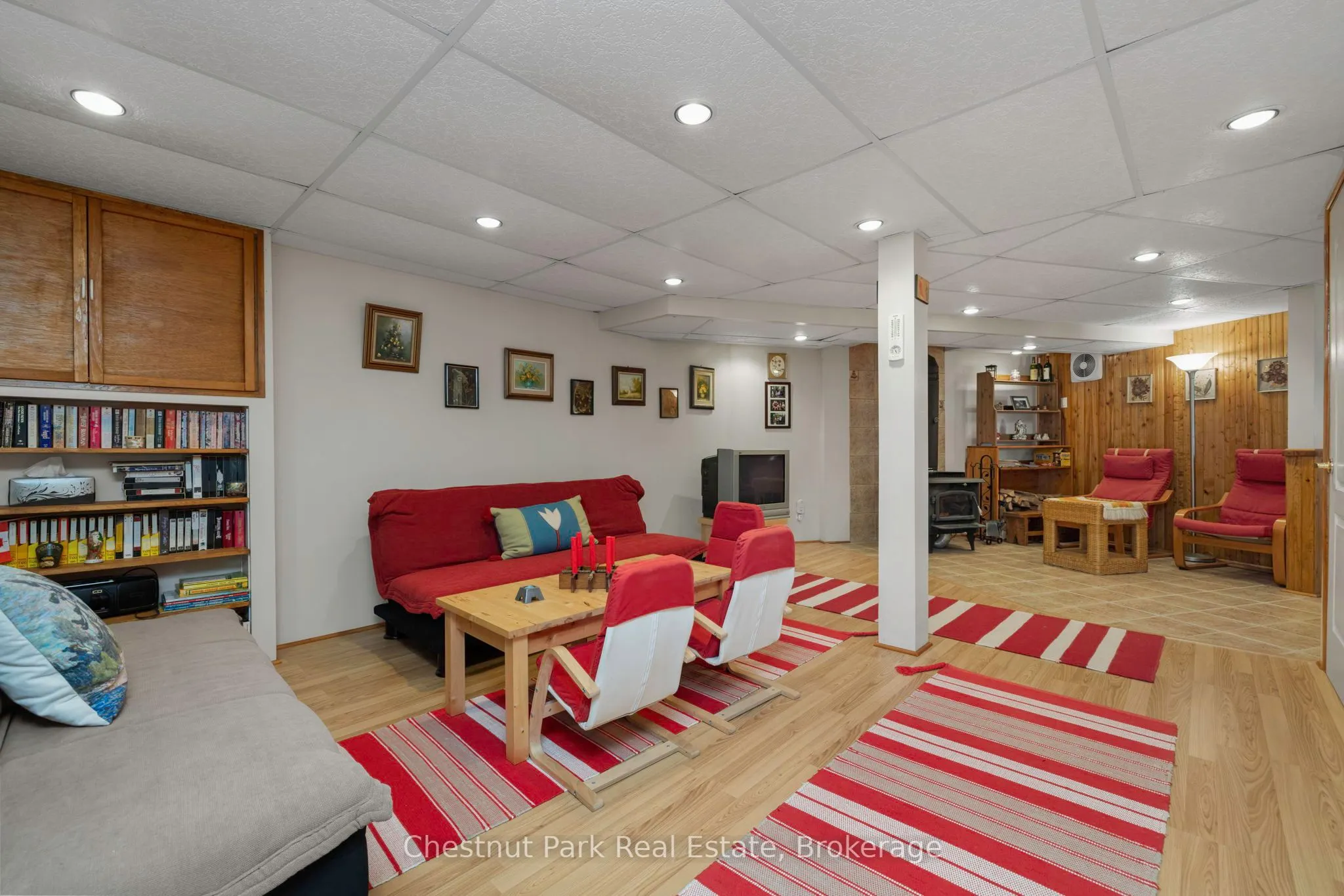 1183 Dickie Lake Road W