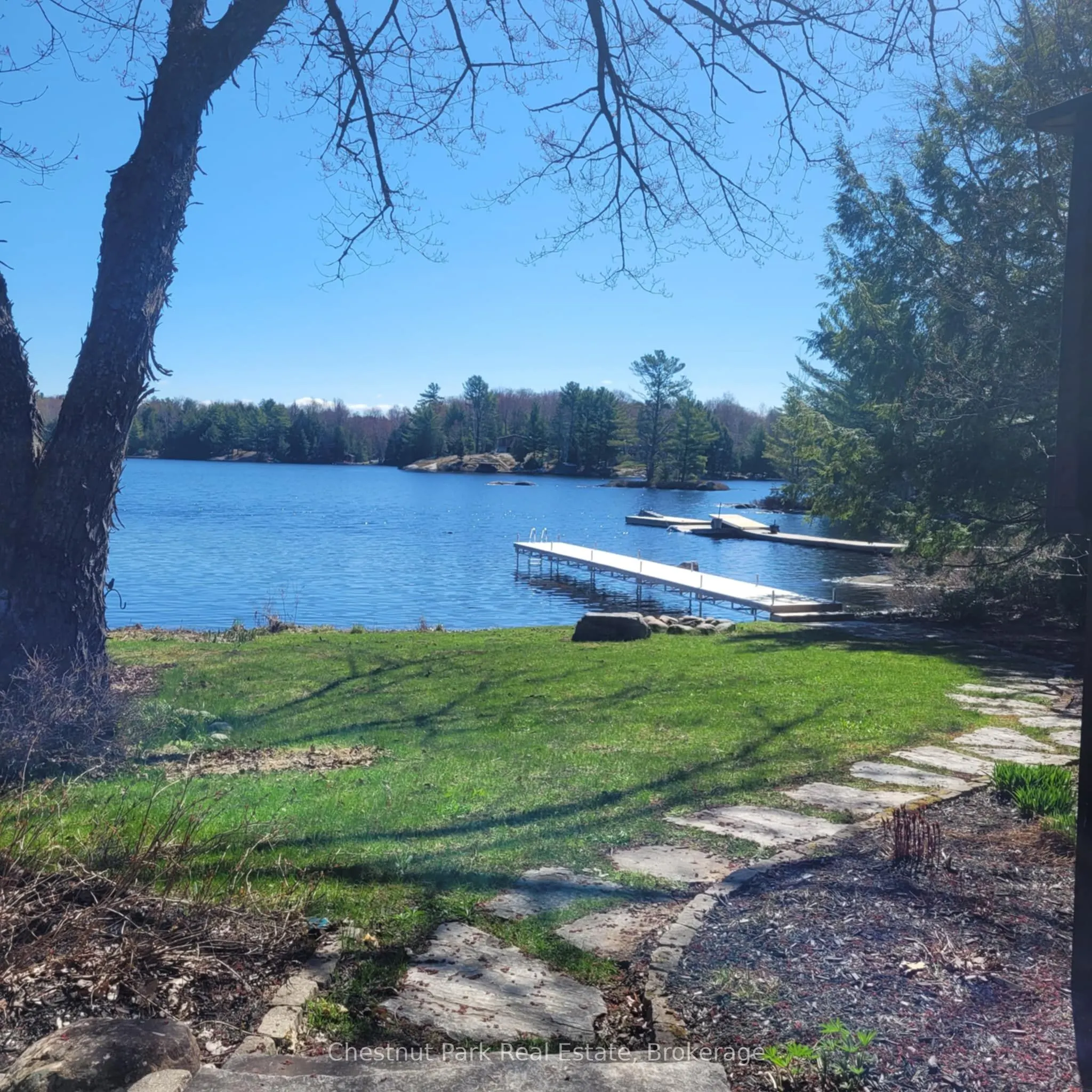 1183 Dickie Lake Road W
