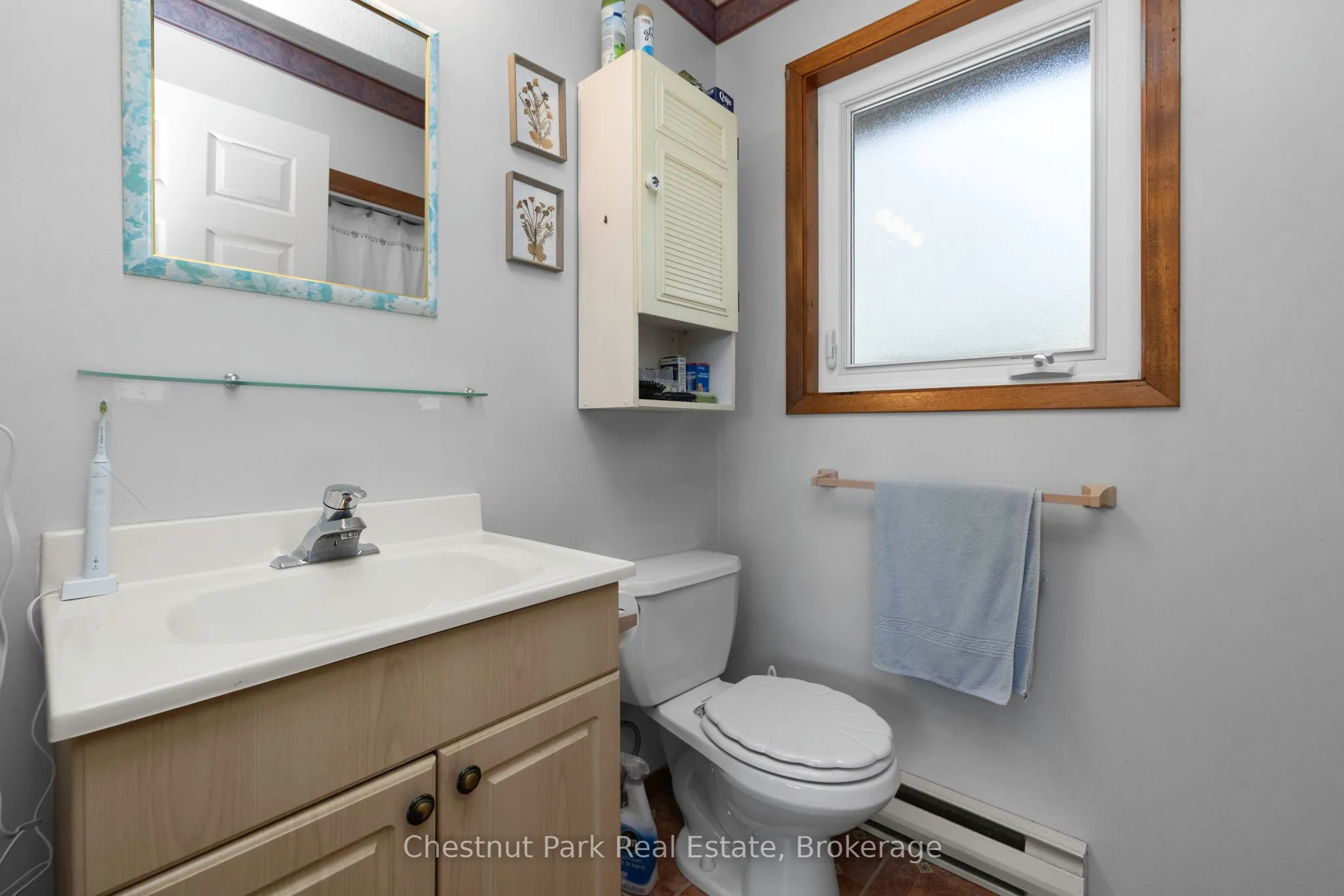 1183 Dickie Lake Road W