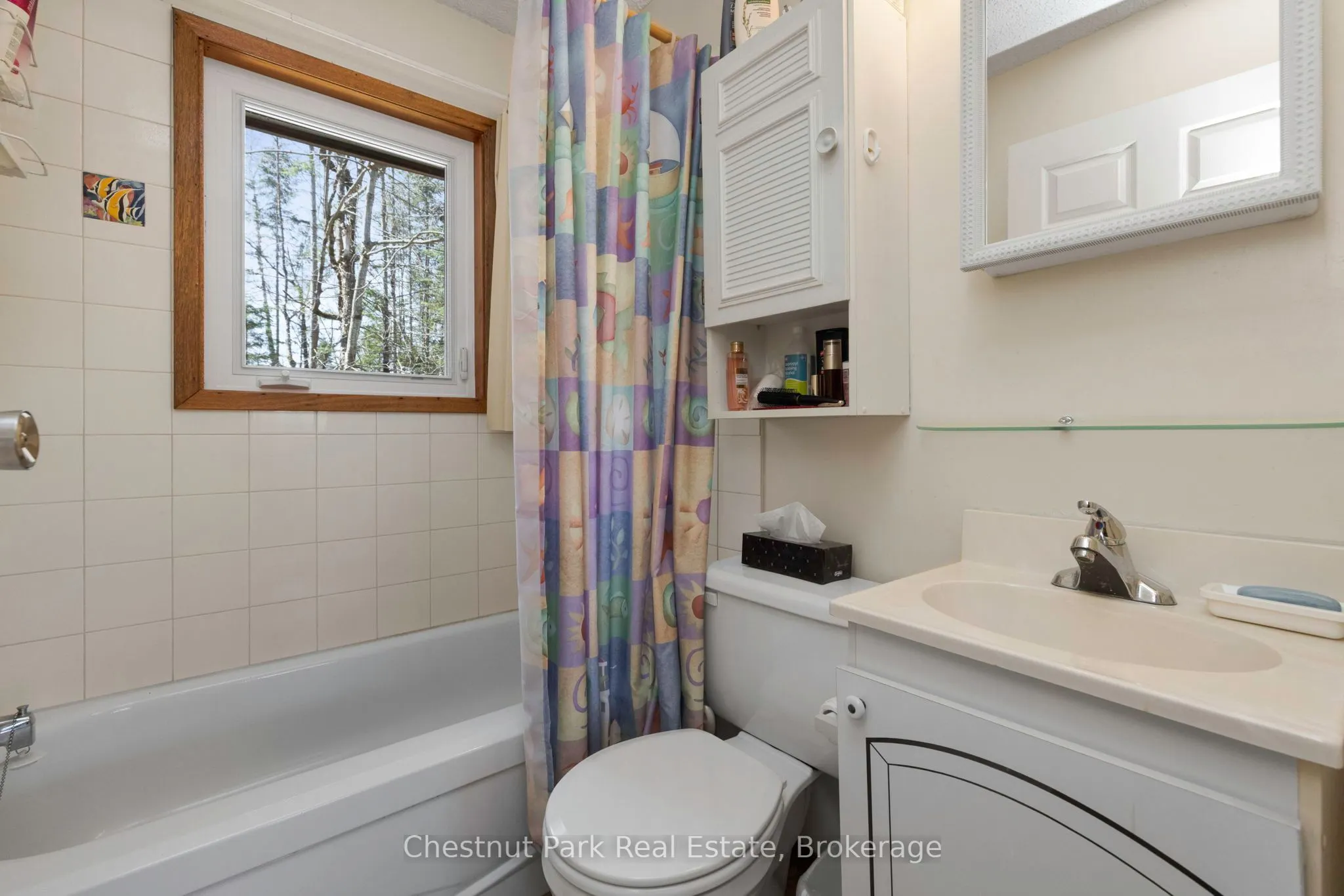 1183 Dickie Lake Road W