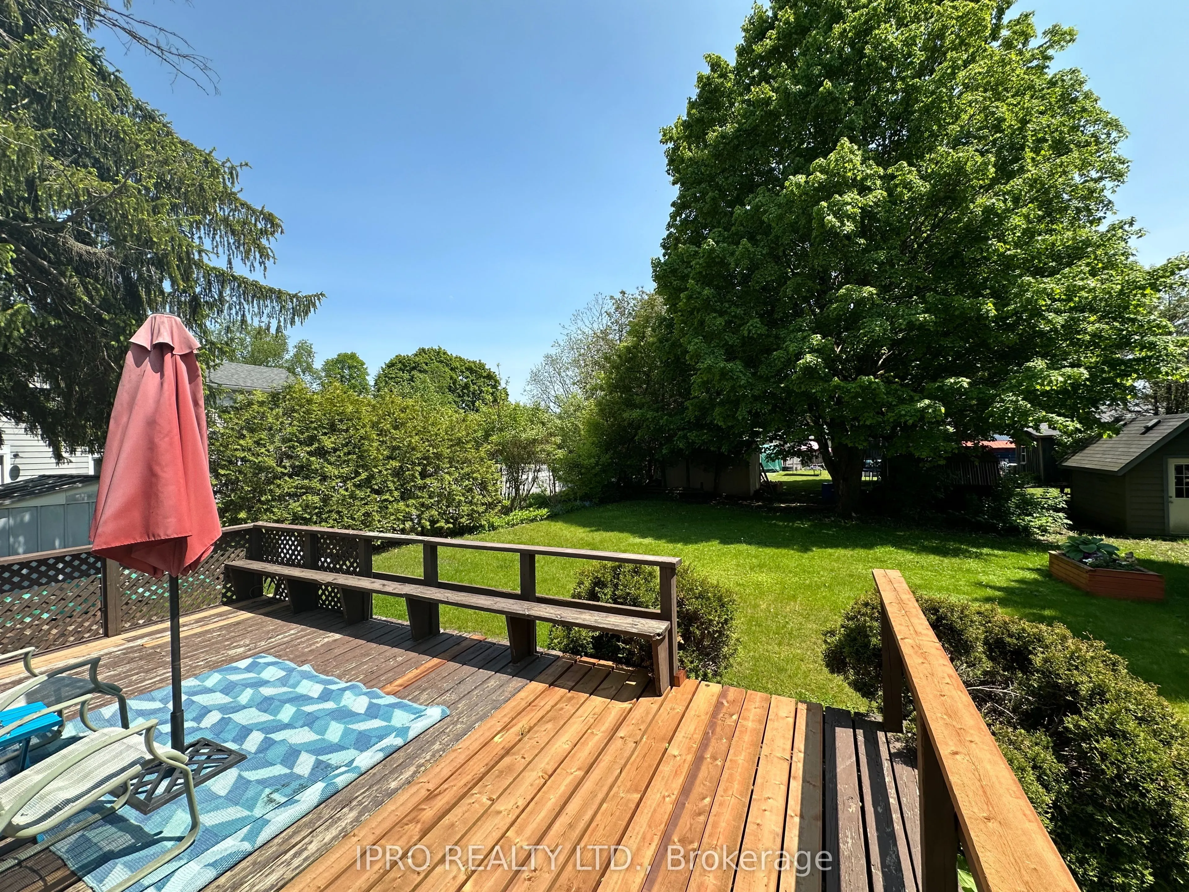 15 Millwood Road