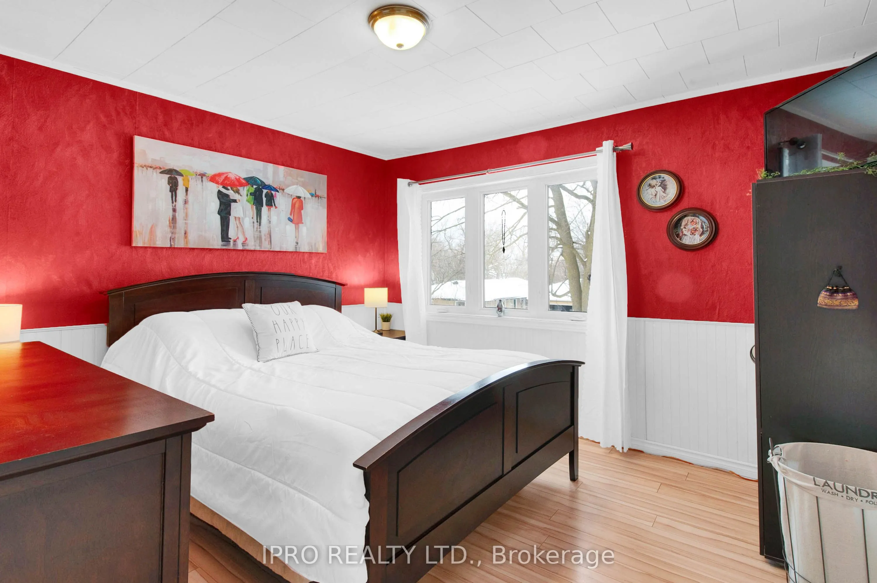 15 Millwood Road