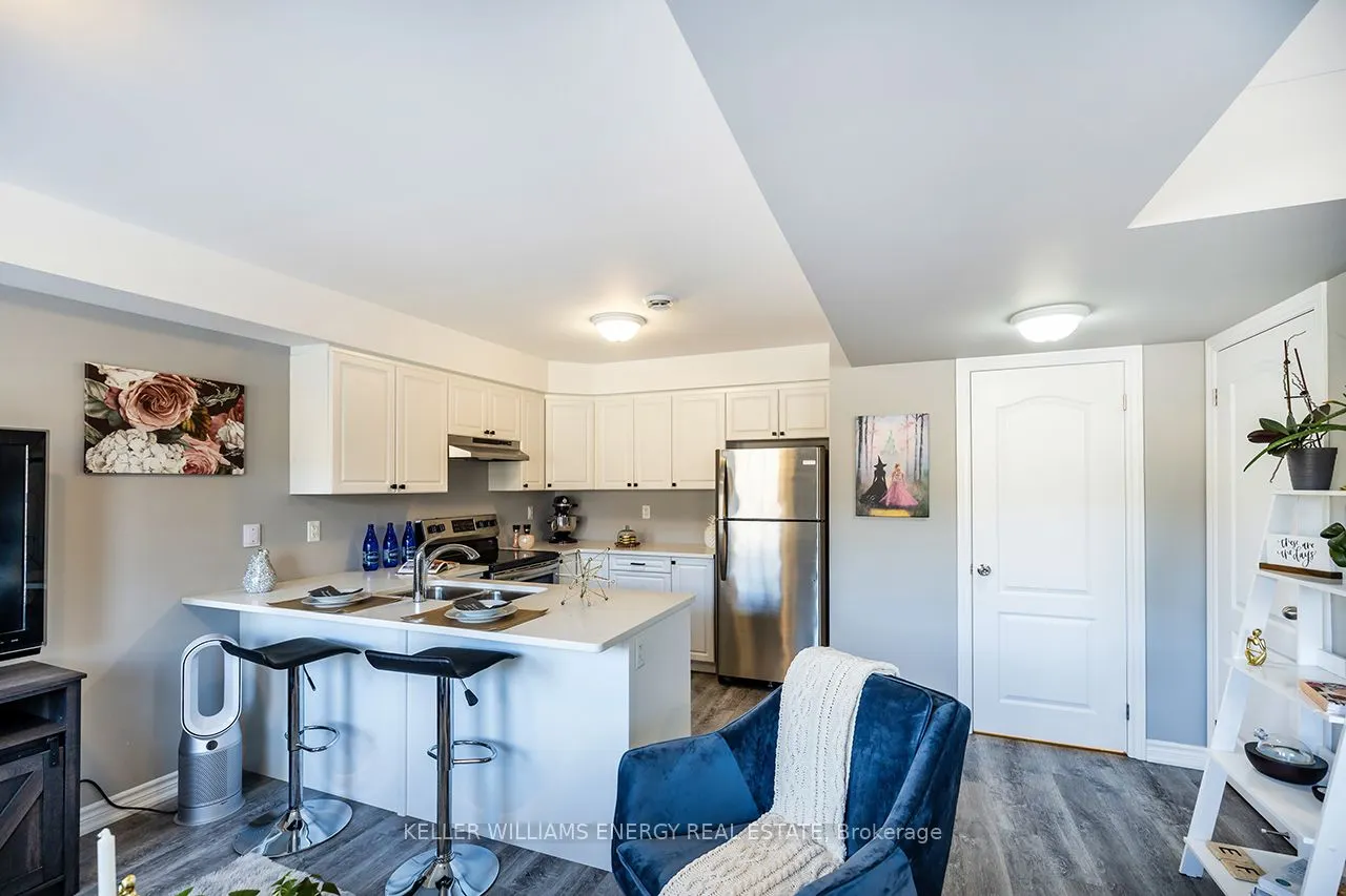 450 Lonsberry Drive, #310