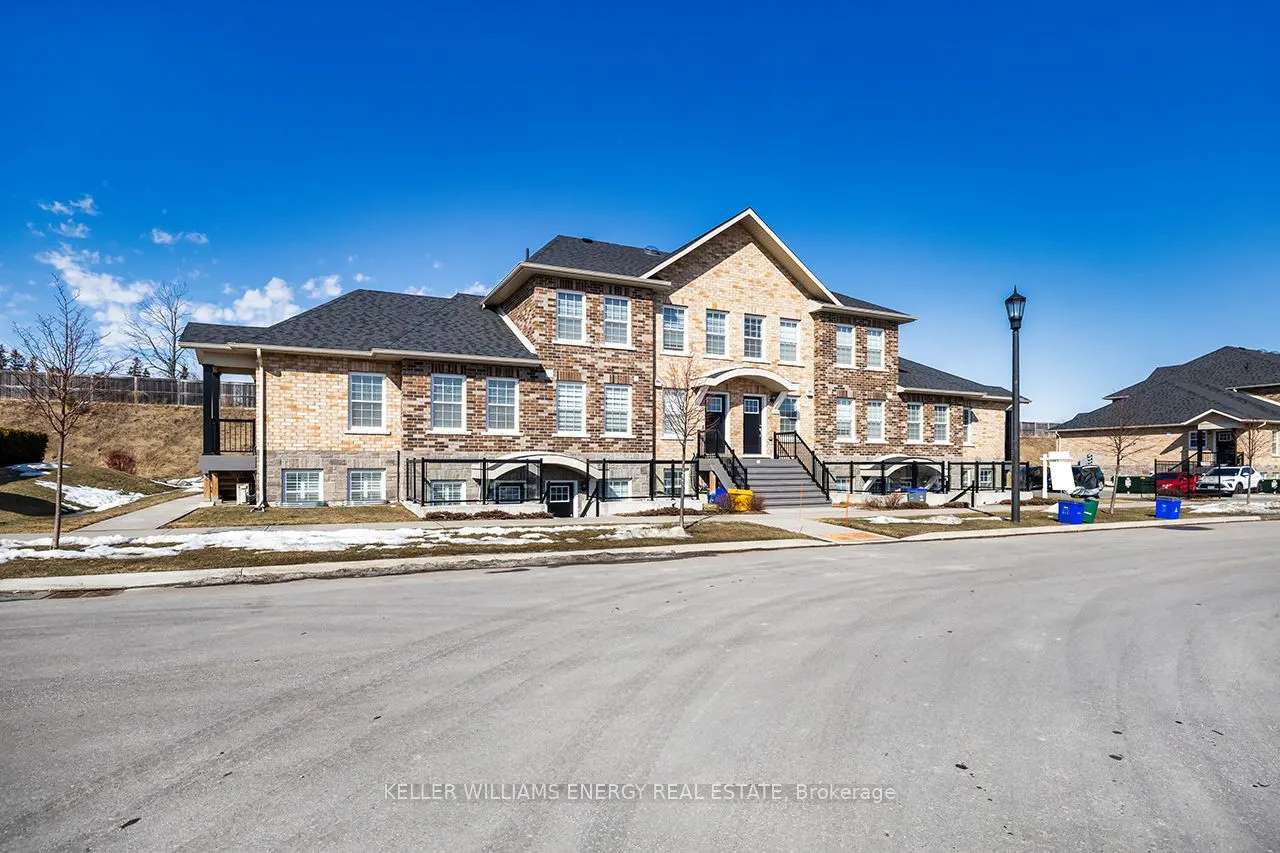 450 Lonsberry Drive, #310