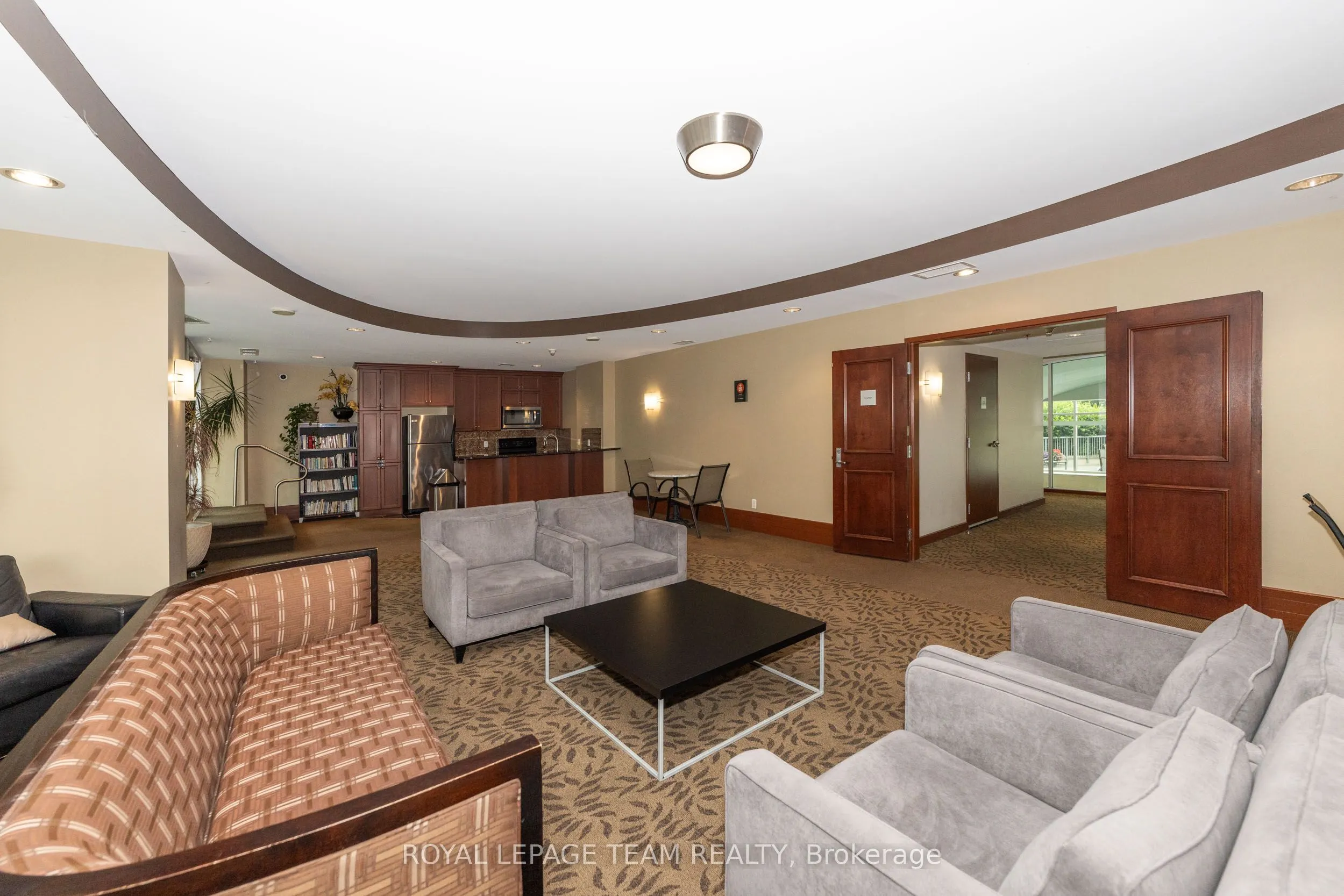 234 Rideau Street, #1404
