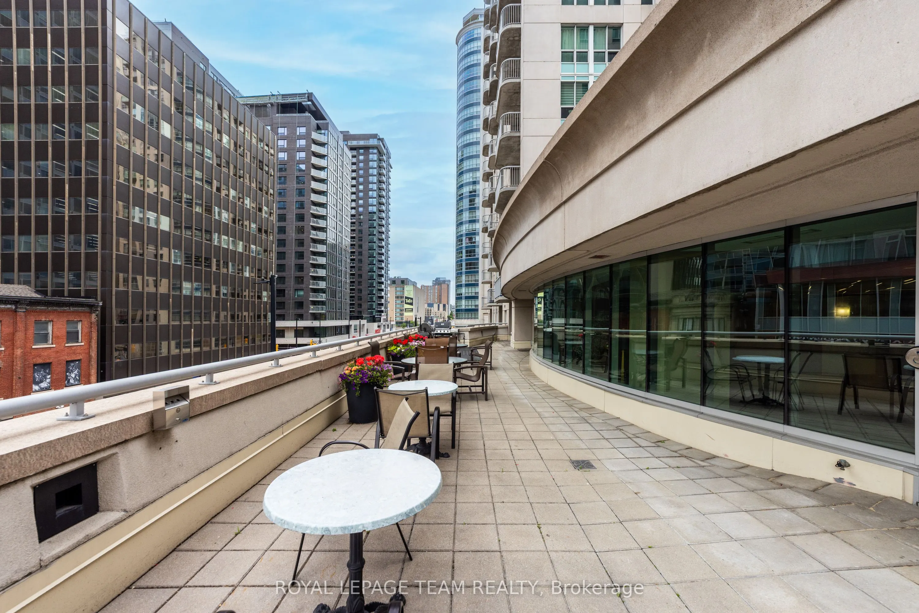 234 Rideau Street, #1404