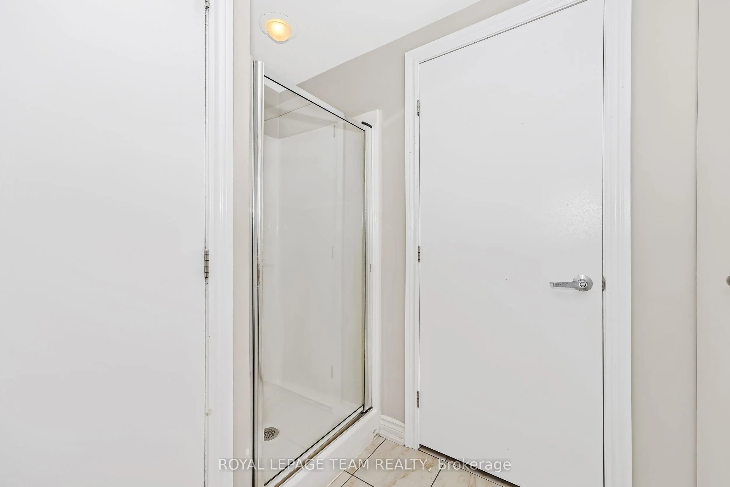 234 Rideau Street, #1404