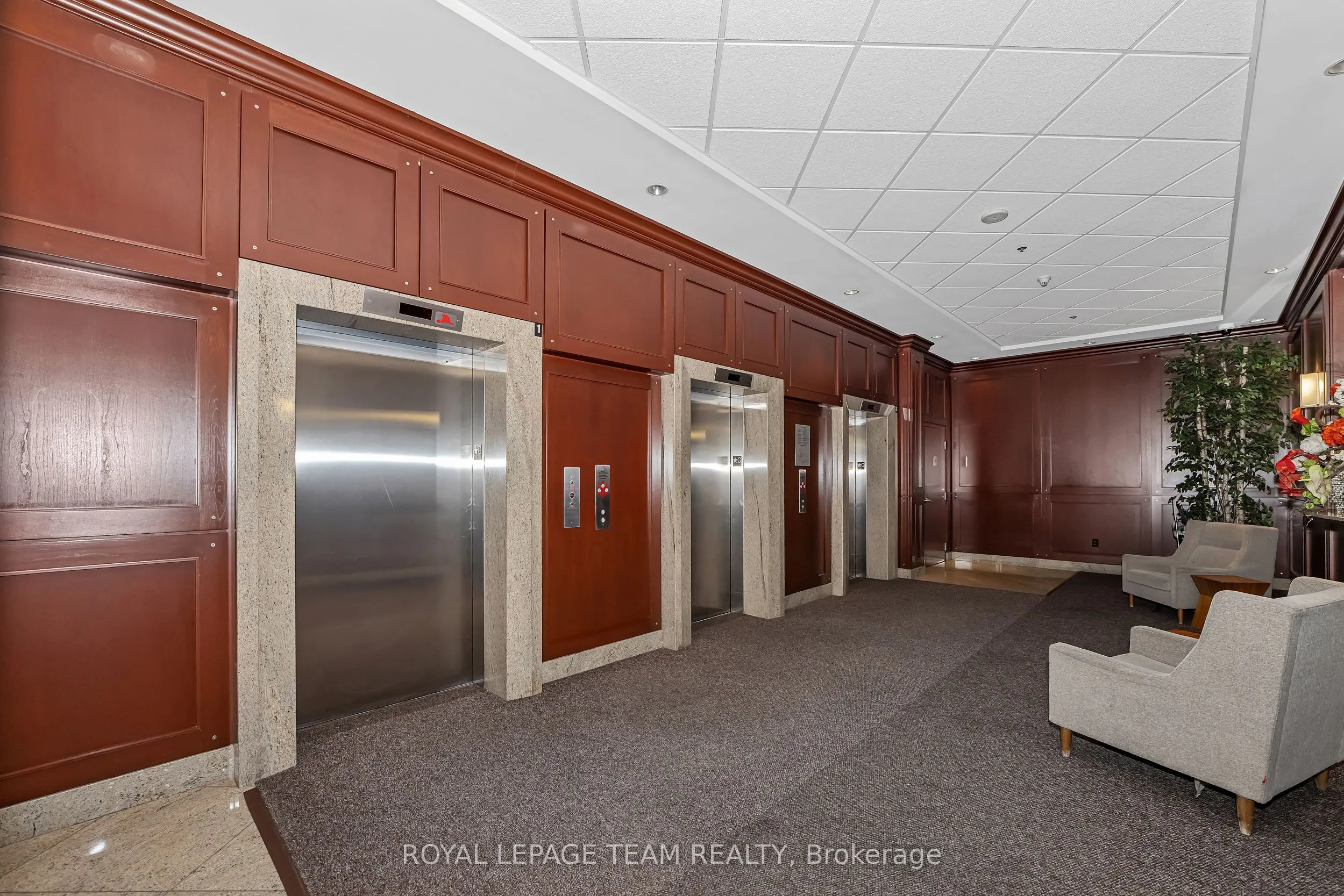 234 Rideau Street, #1404