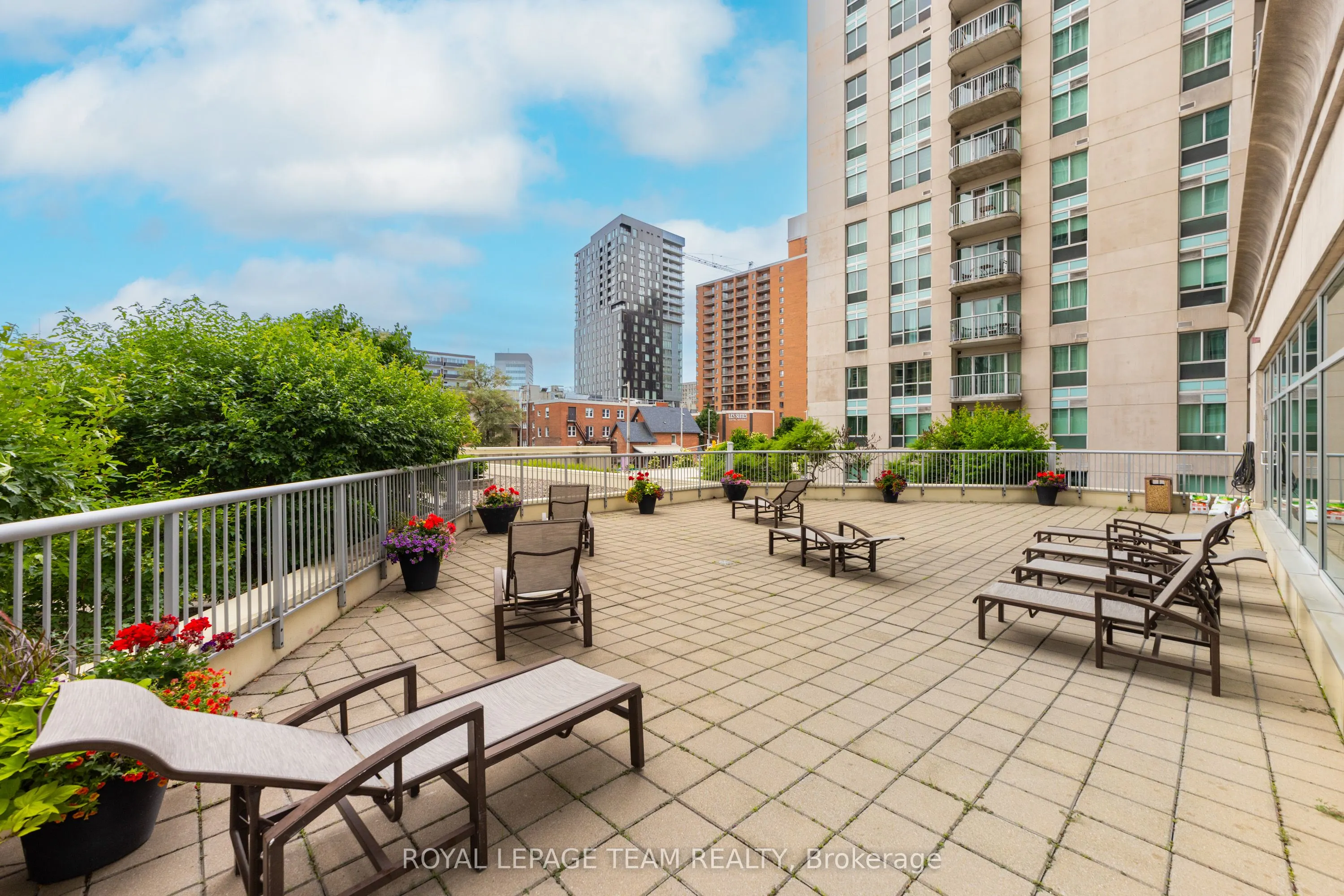 234 Rideau Street, #1404