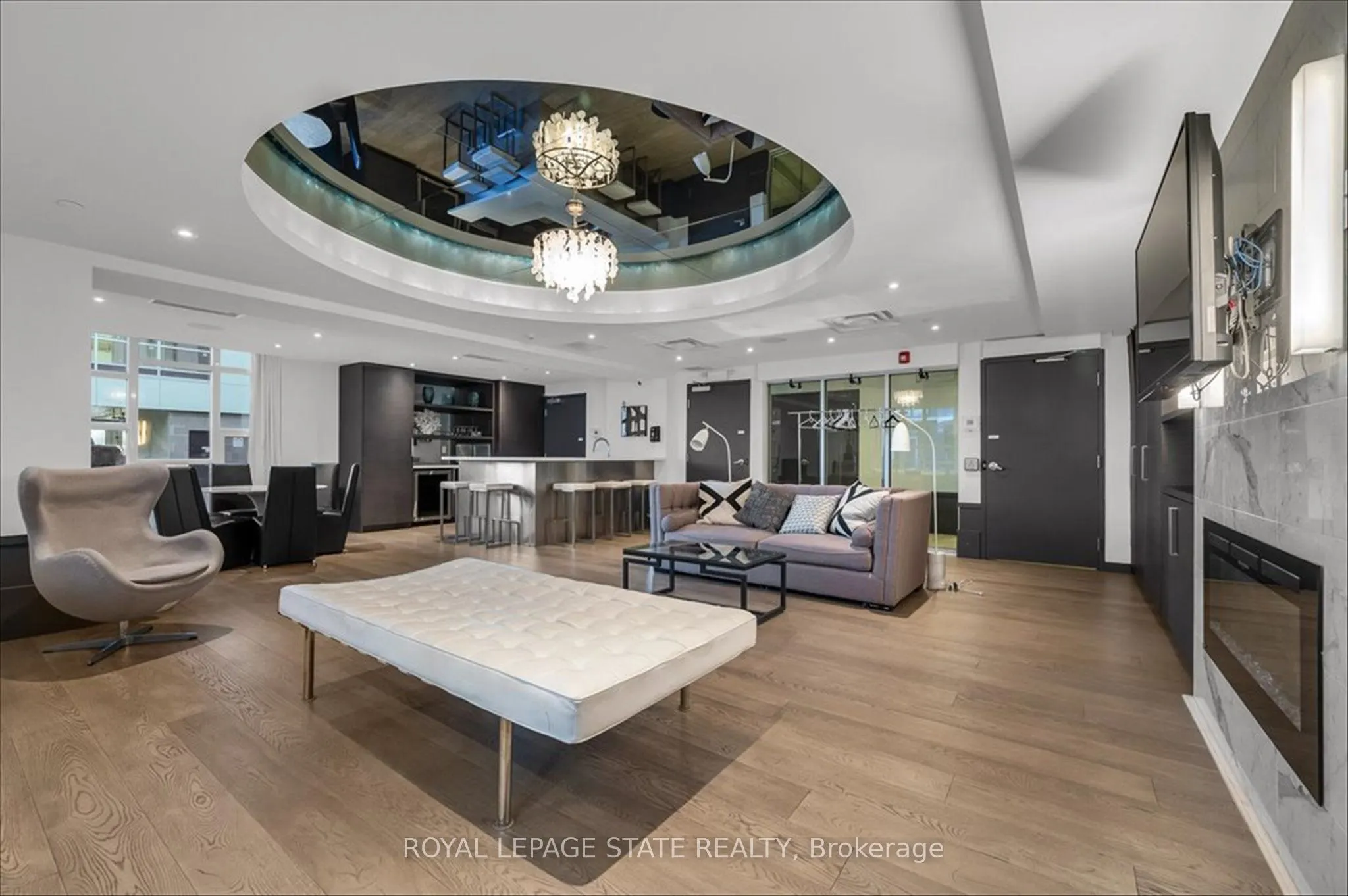 10 Concord Place, #416