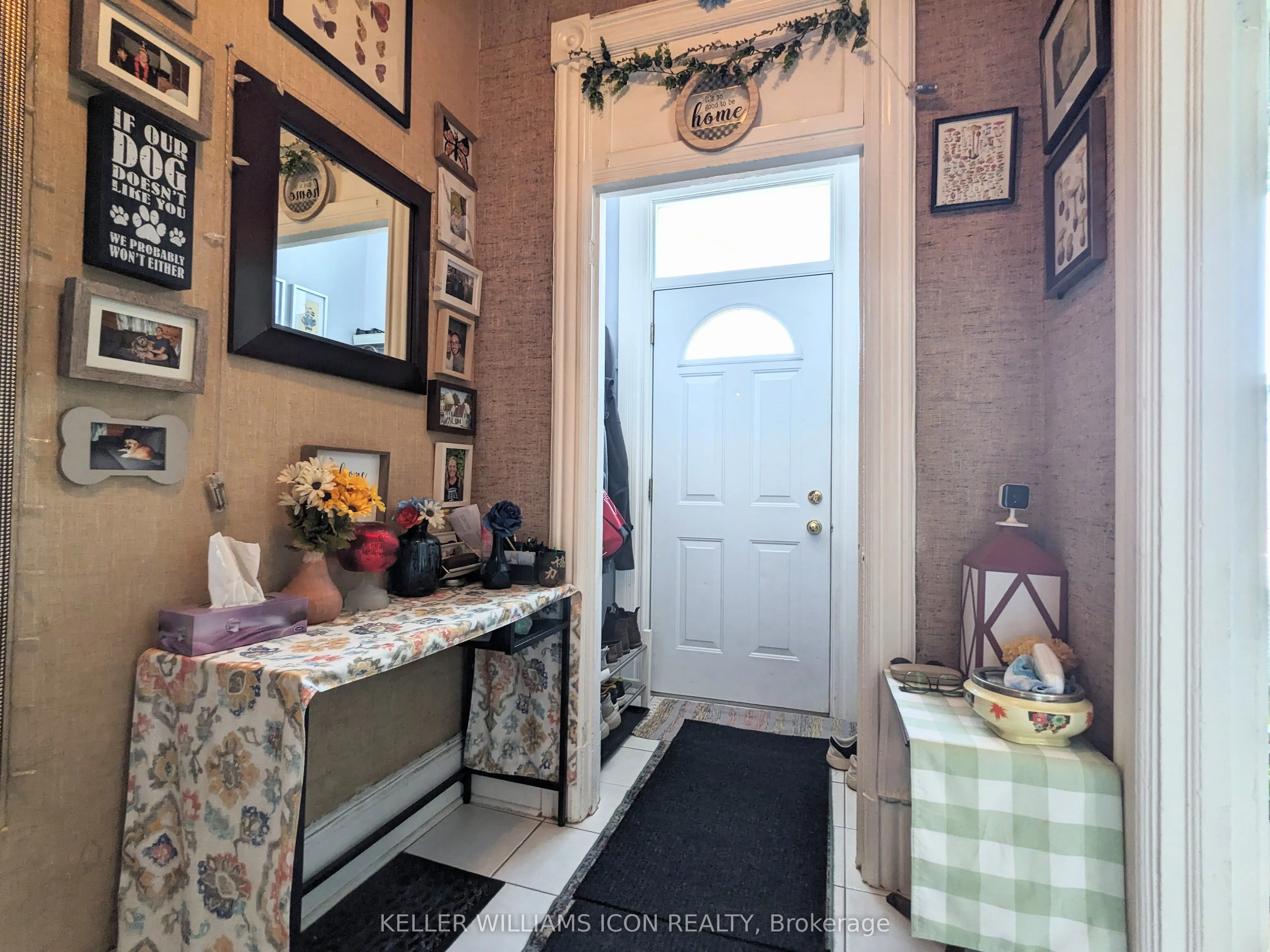 453 Catherine Street, #451 & 453