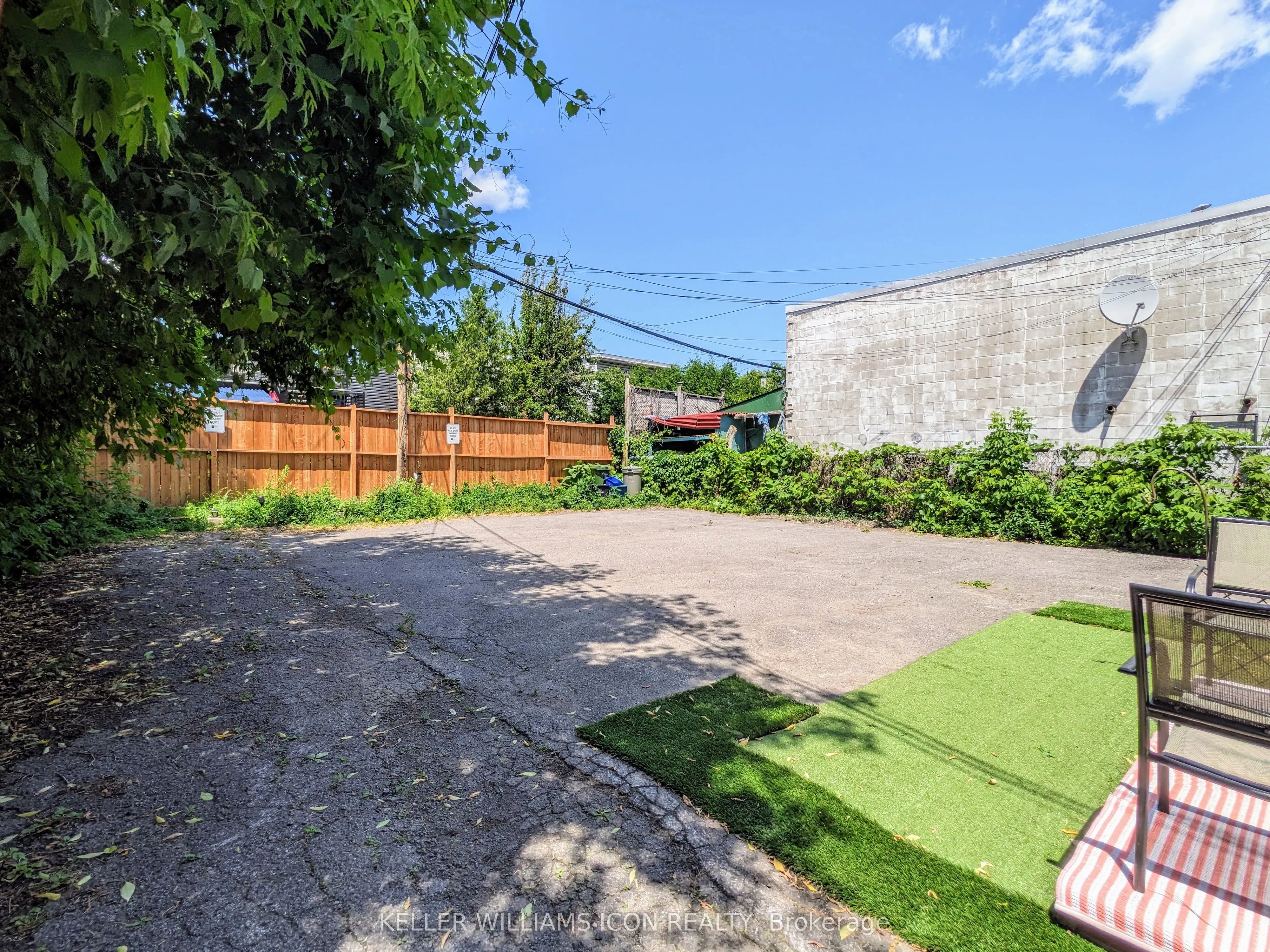 453 Catherine Street, #451 & 453