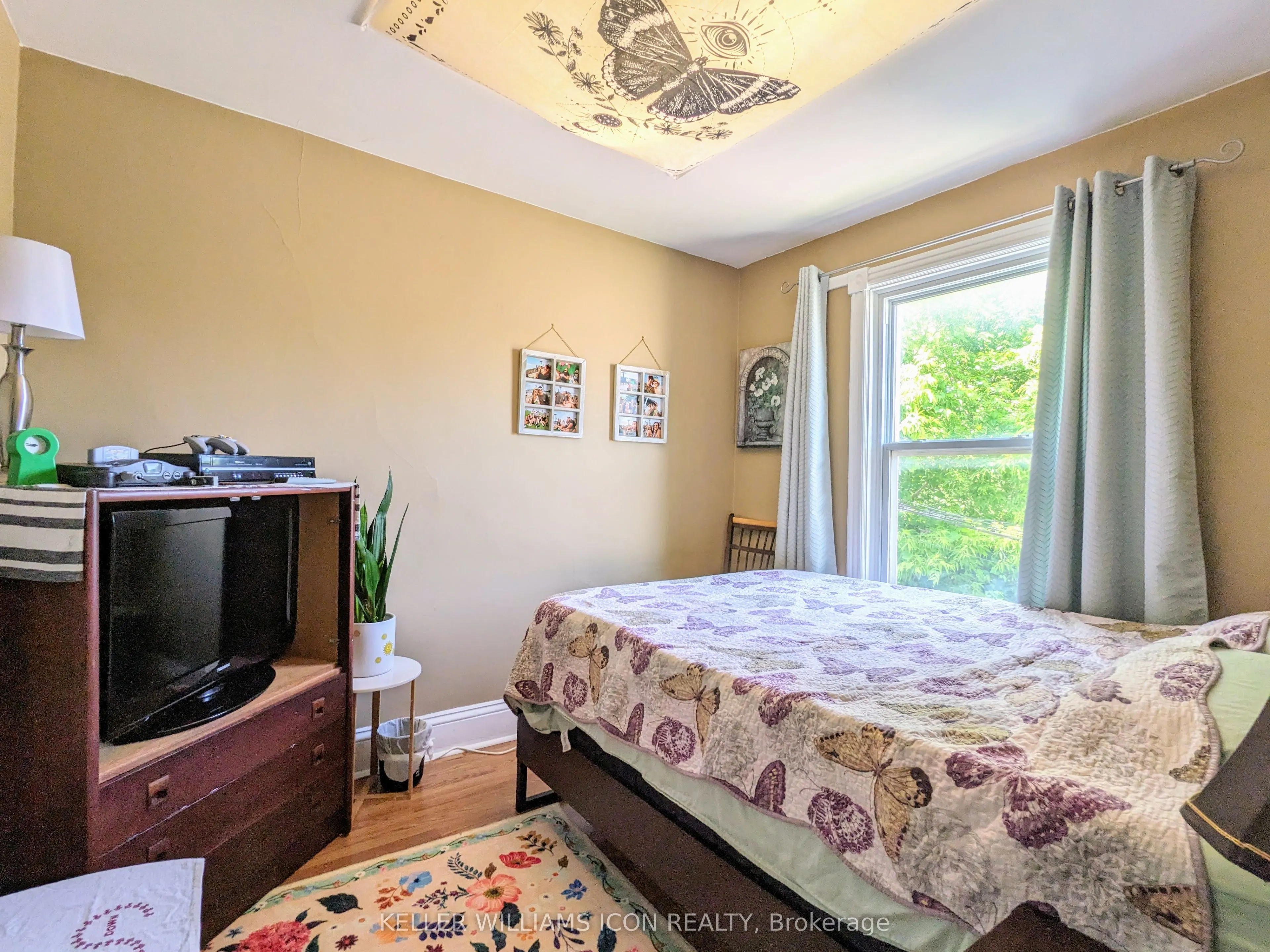 453 Catherine Street, #451 & 453