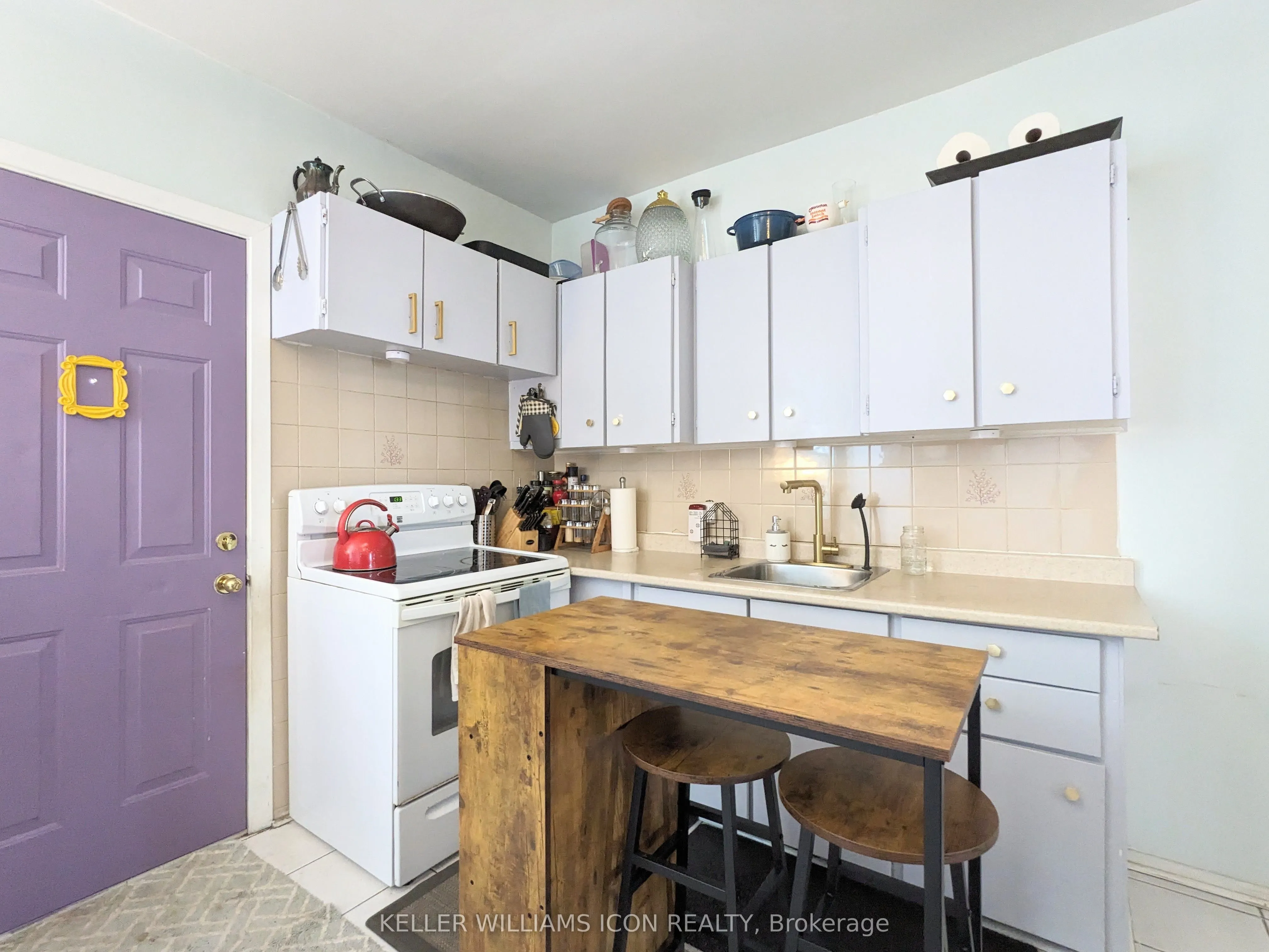 453 Catherine Street, #451 & 453