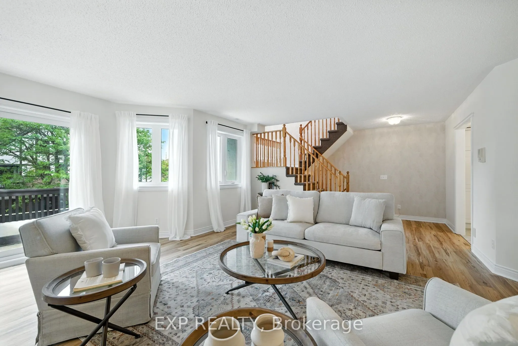 245 Elgin Street W, #511