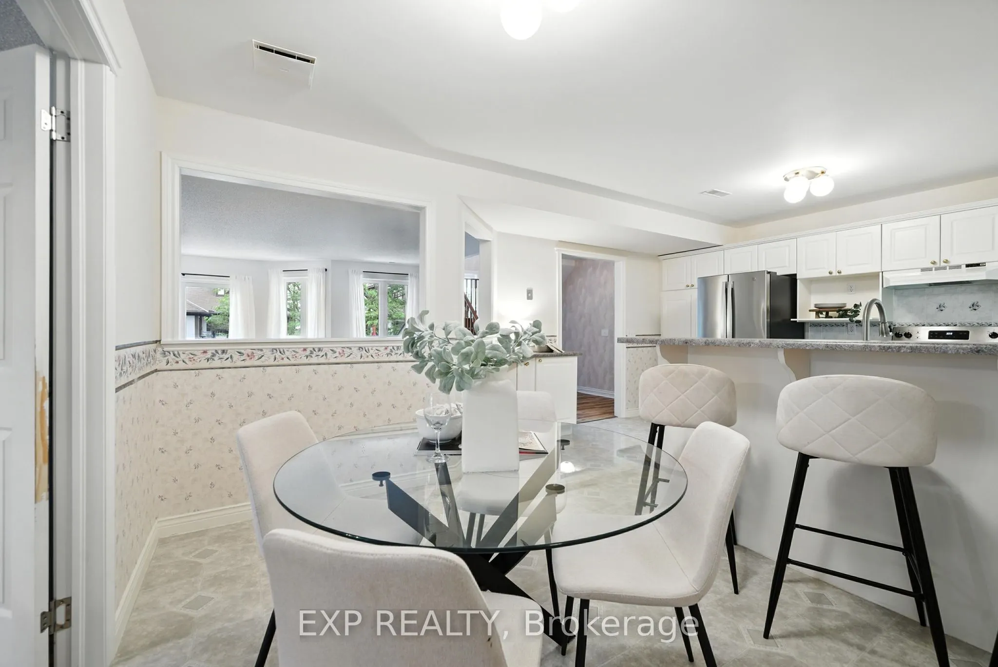 245 Elgin Street W, #511