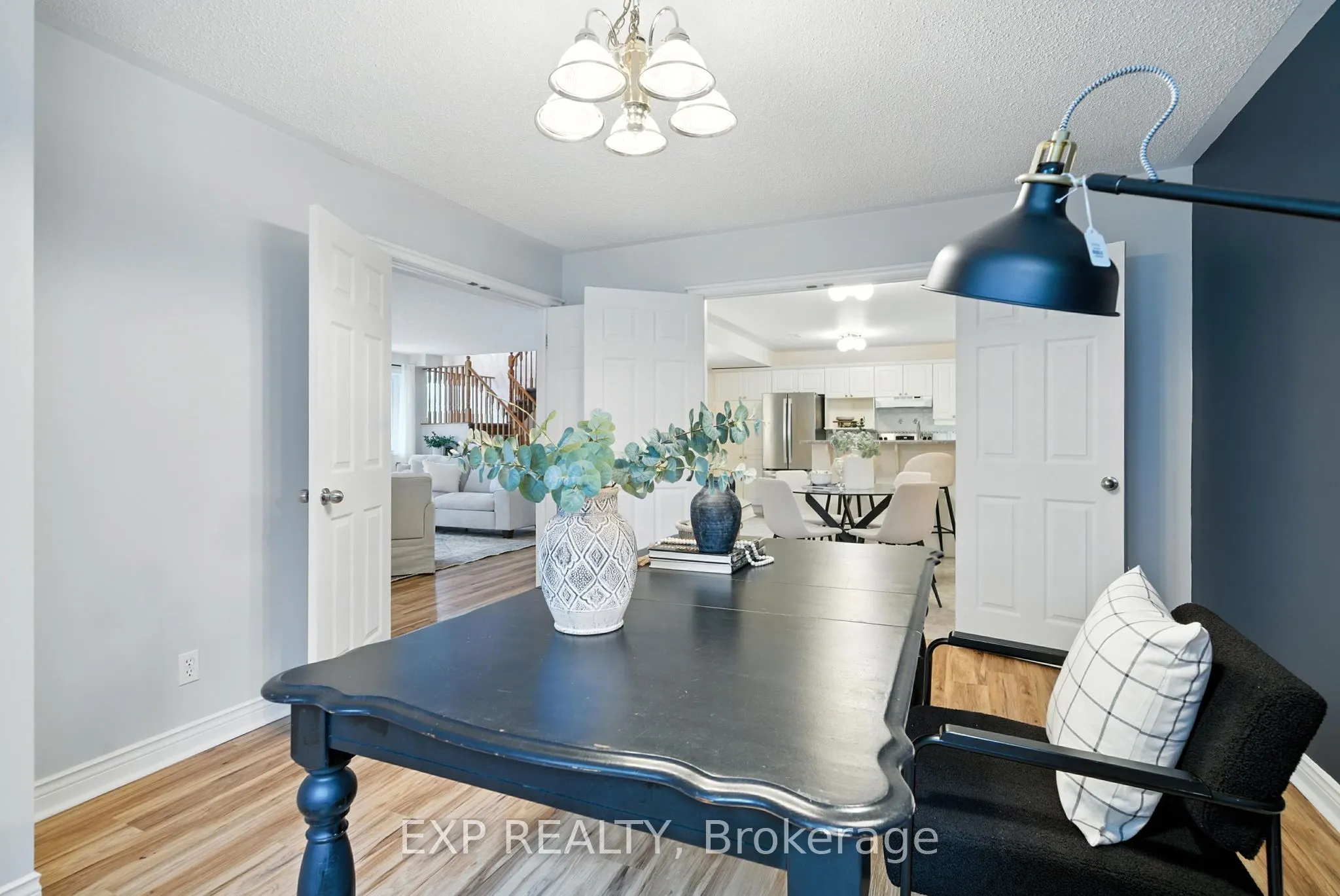 245 Elgin Street W, #511