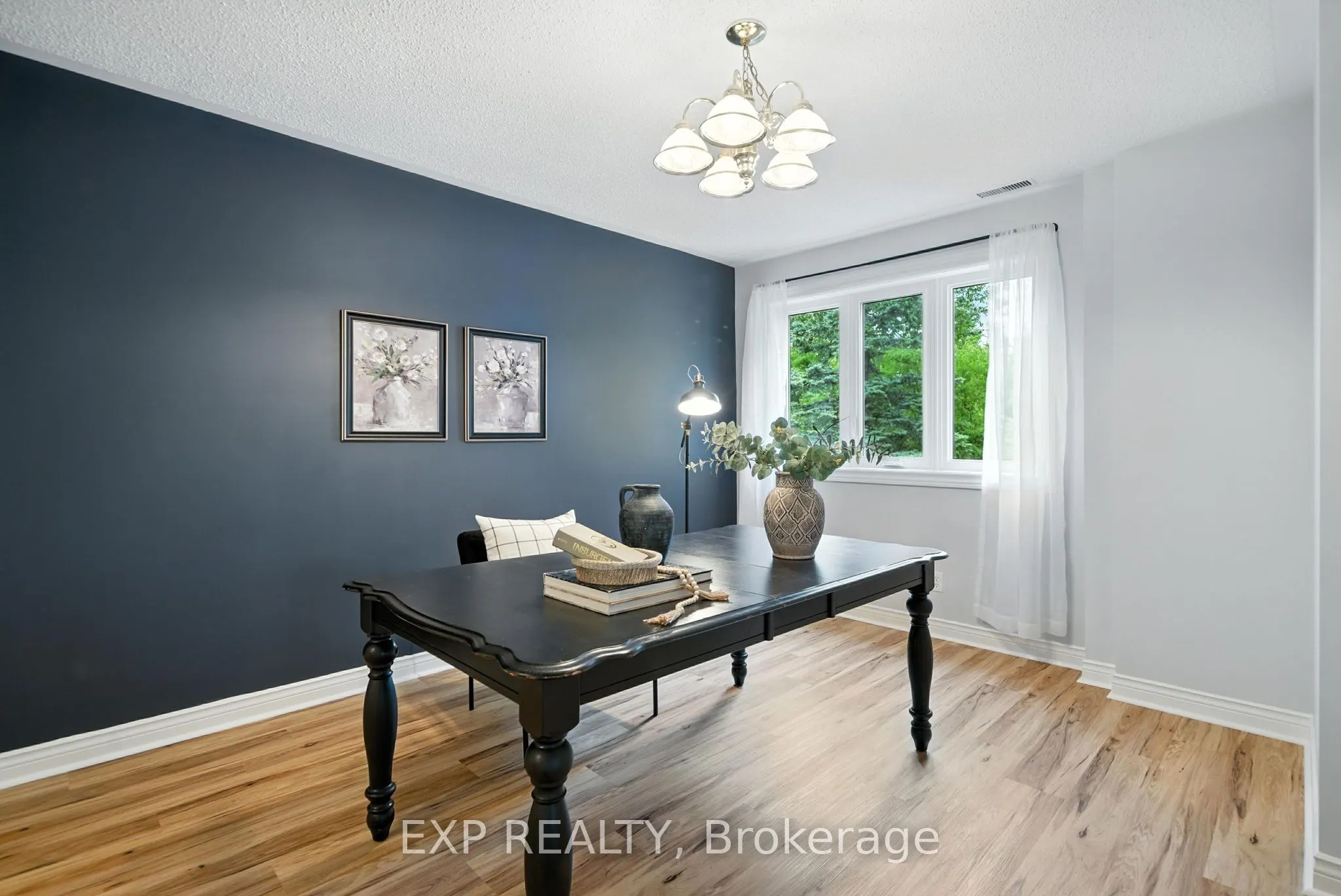 245 Elgin Street W, #511