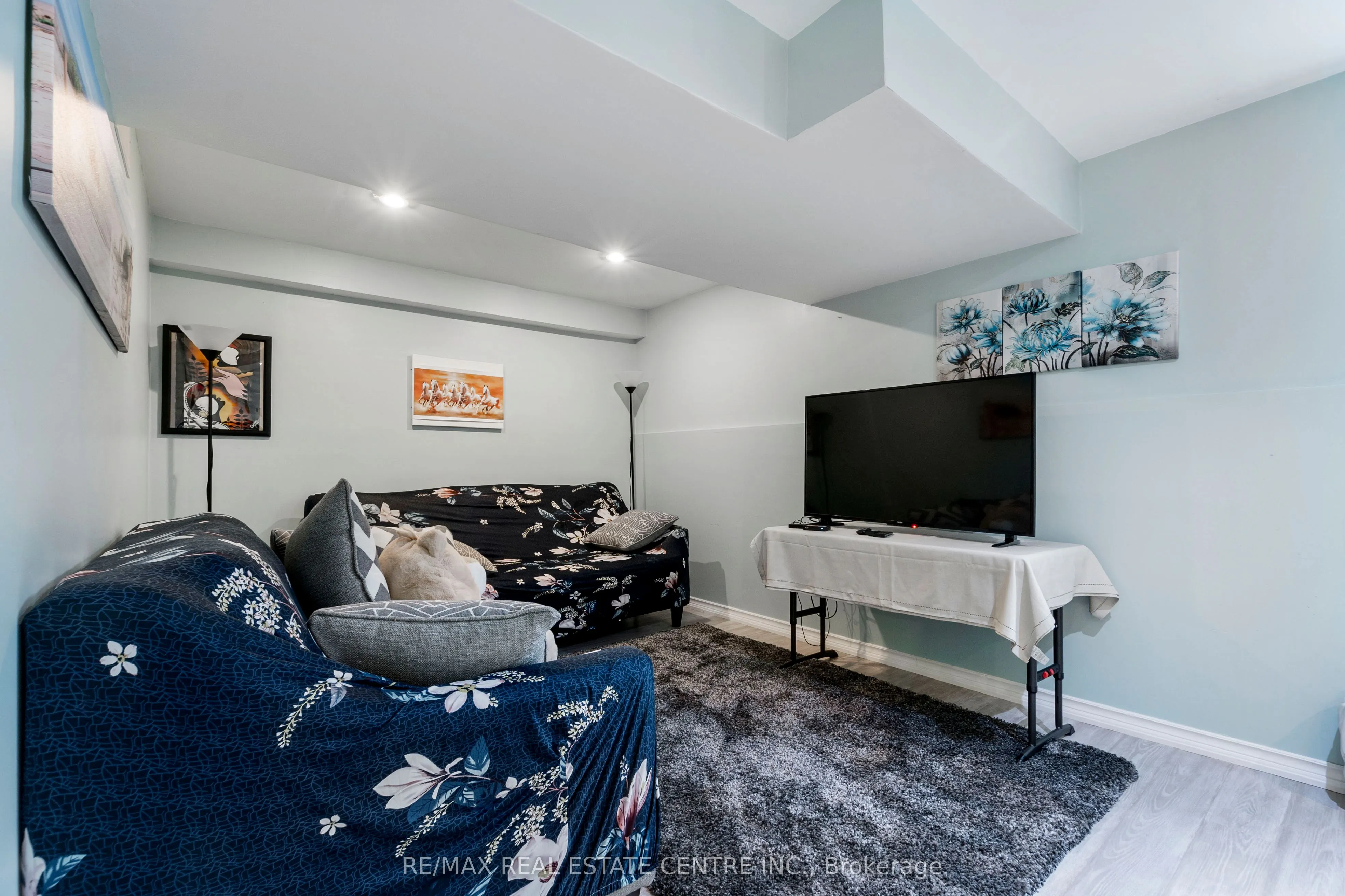8 Lakelawn Road, #54
