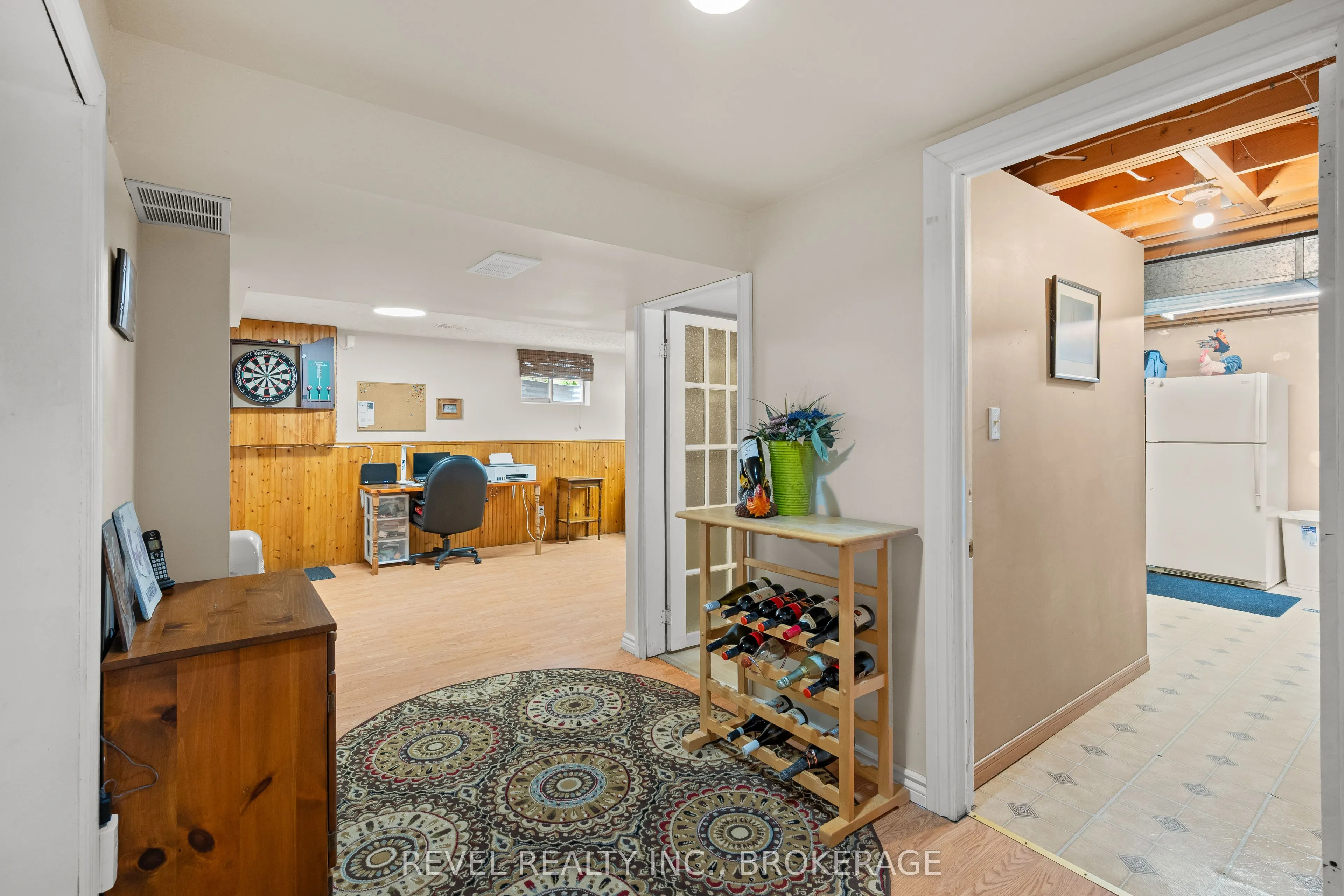 842 Lancaster Drive
