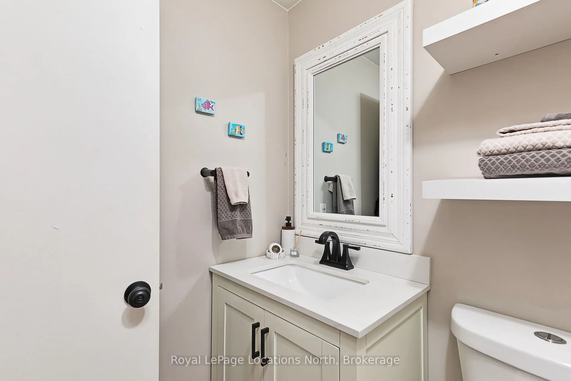 209472 26 Highway, #Unit 18