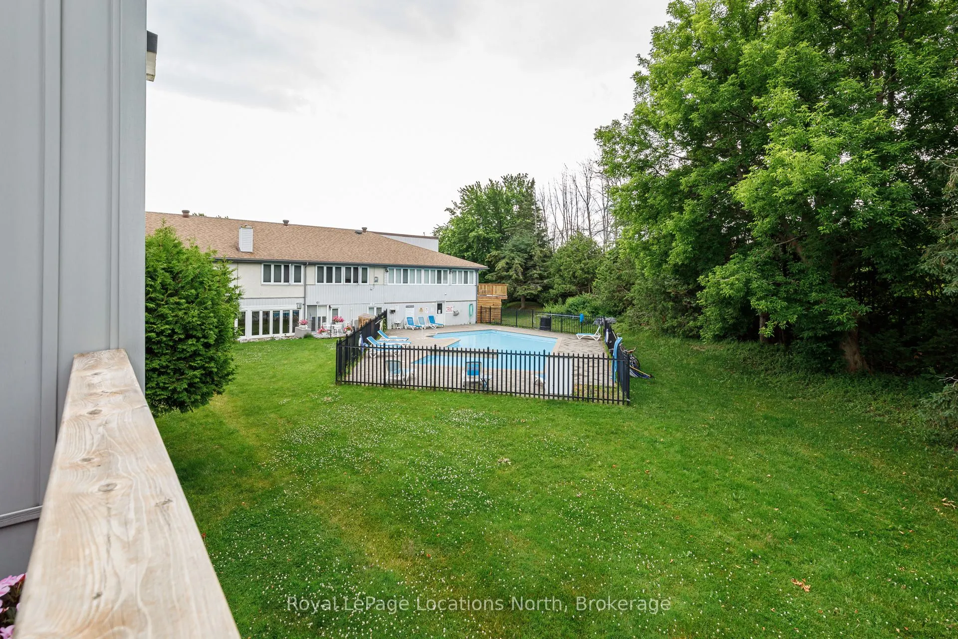 209472 26 Highway, #Unit 18