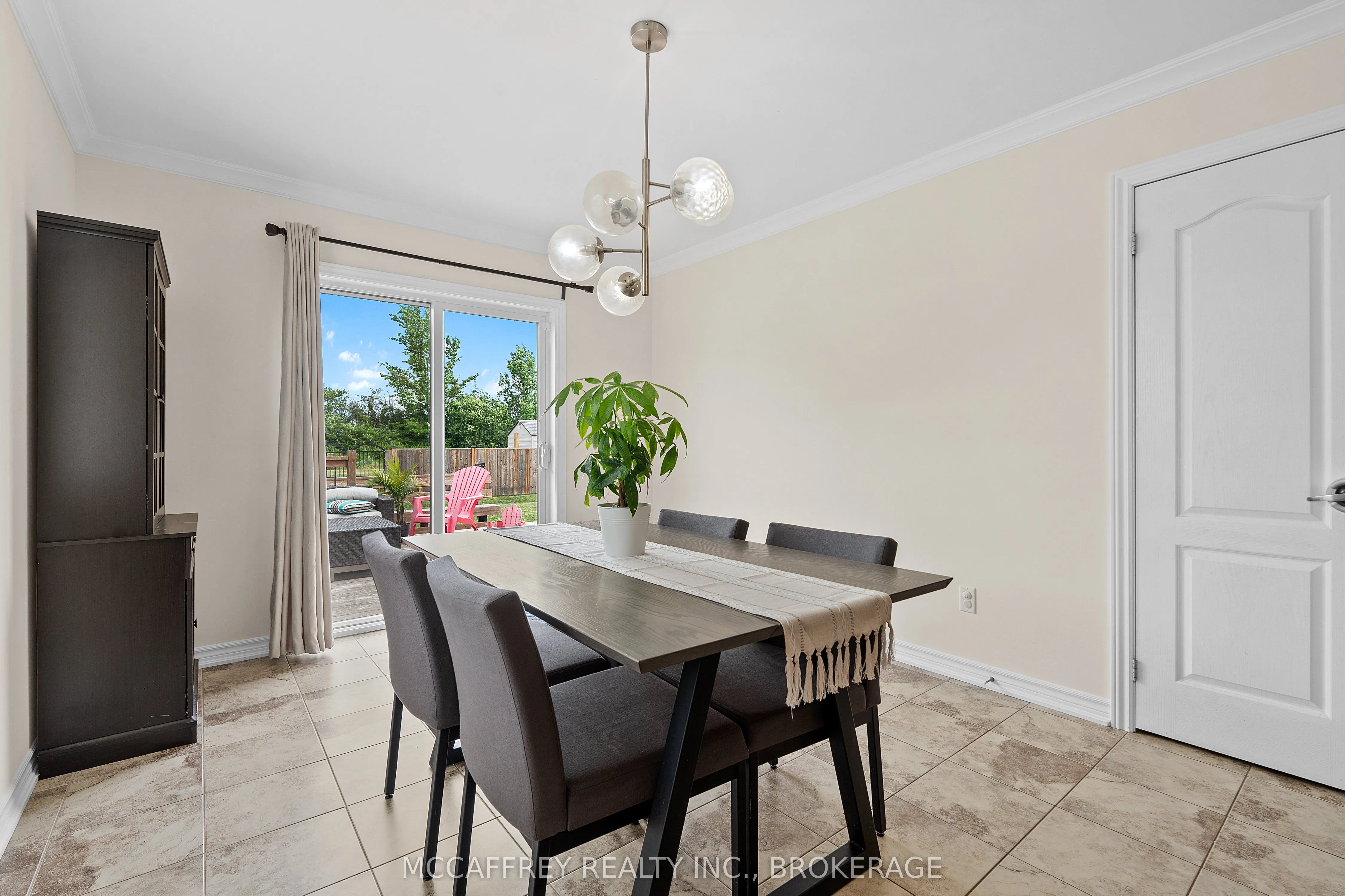 37 Kanvers Way