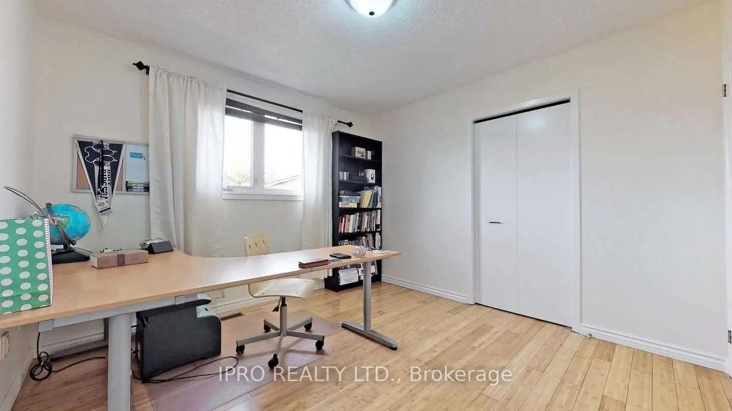 51 Russet Court