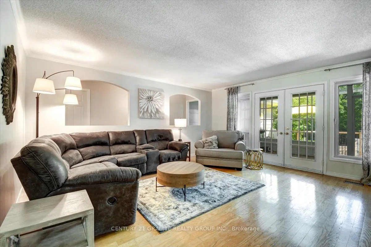 39 Golfview Drive