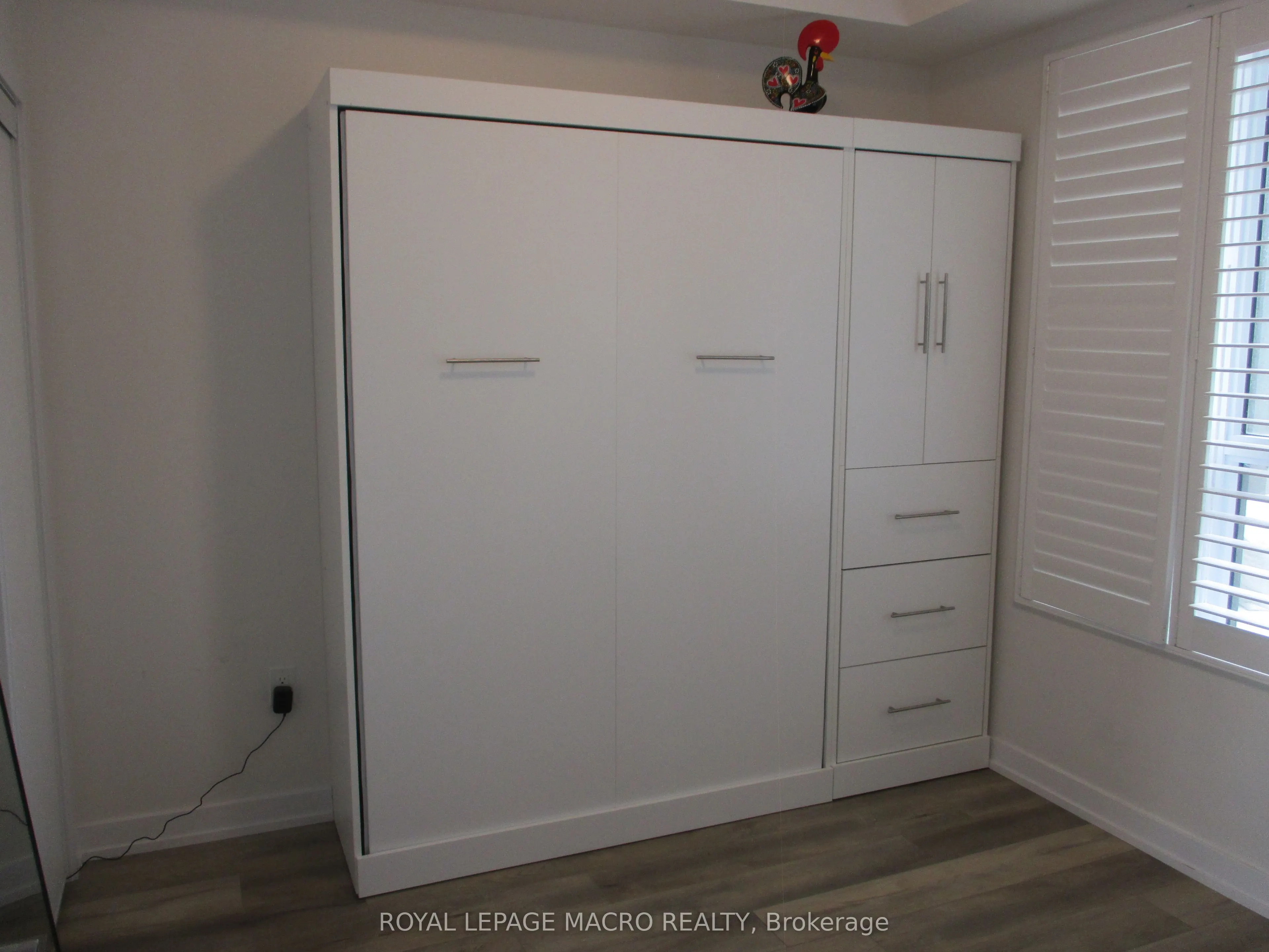5055 Greenlane Road, #533