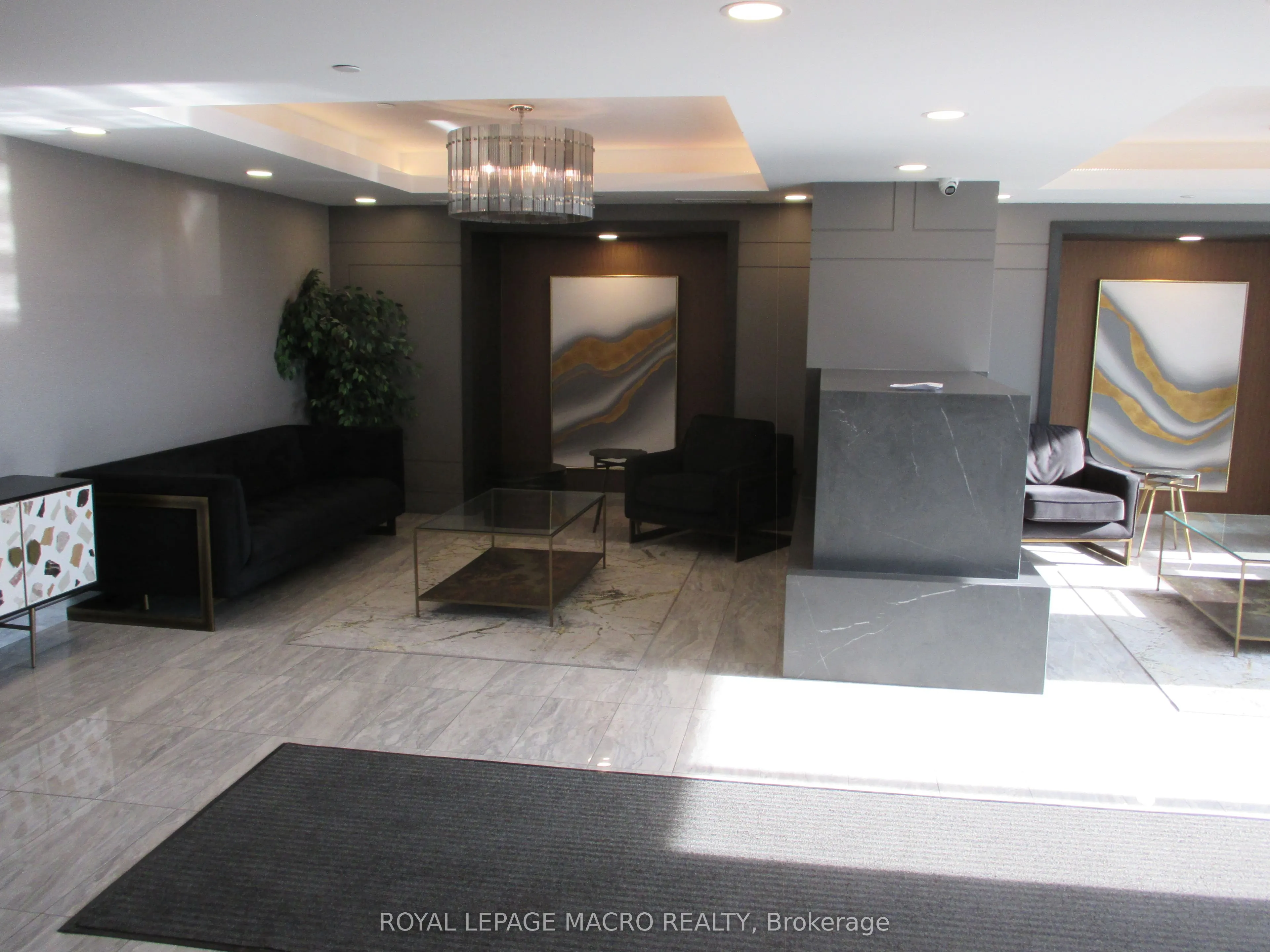 5055 Greenlane Road, #533