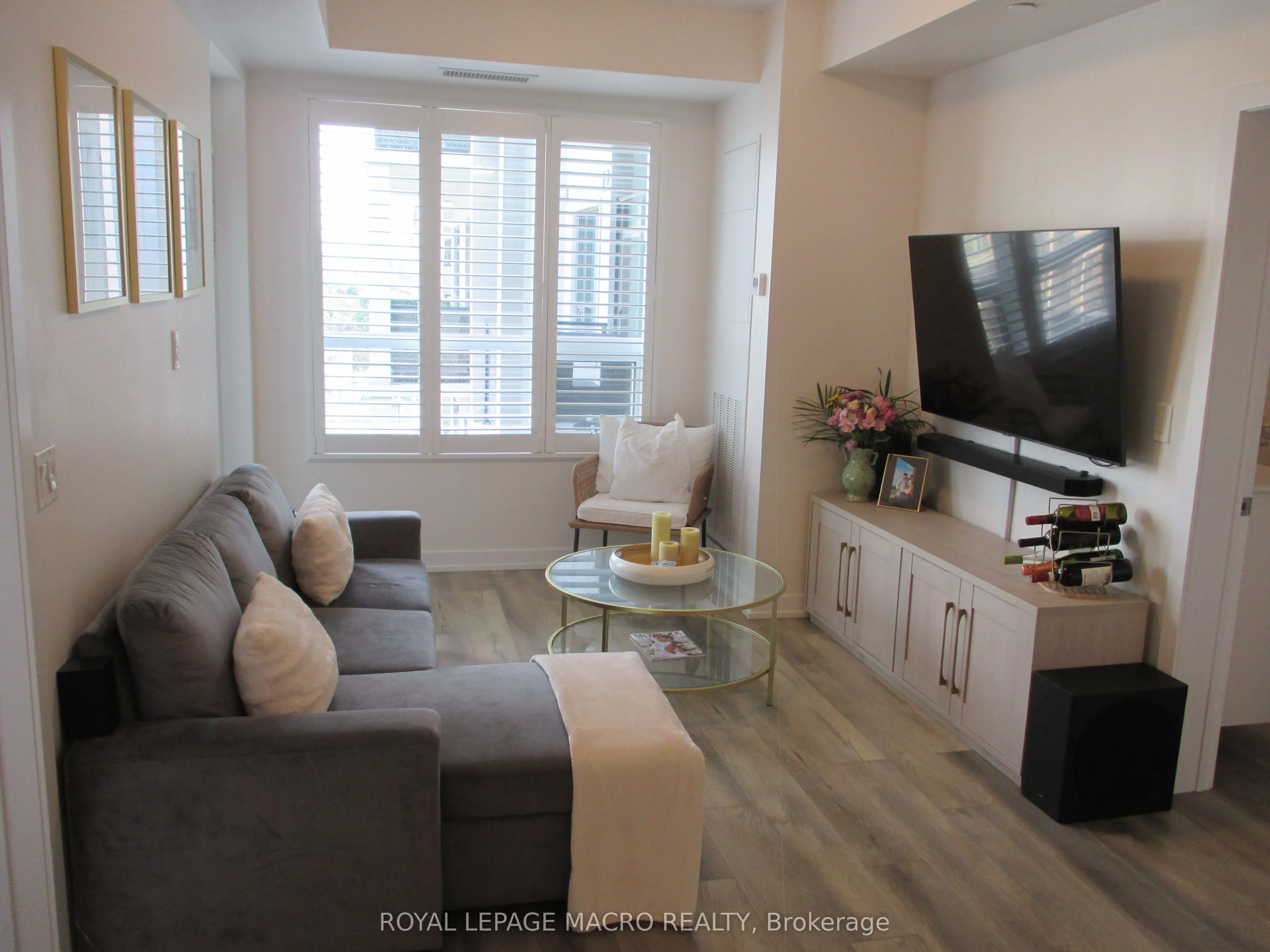 5055 Greenlane Road, #533