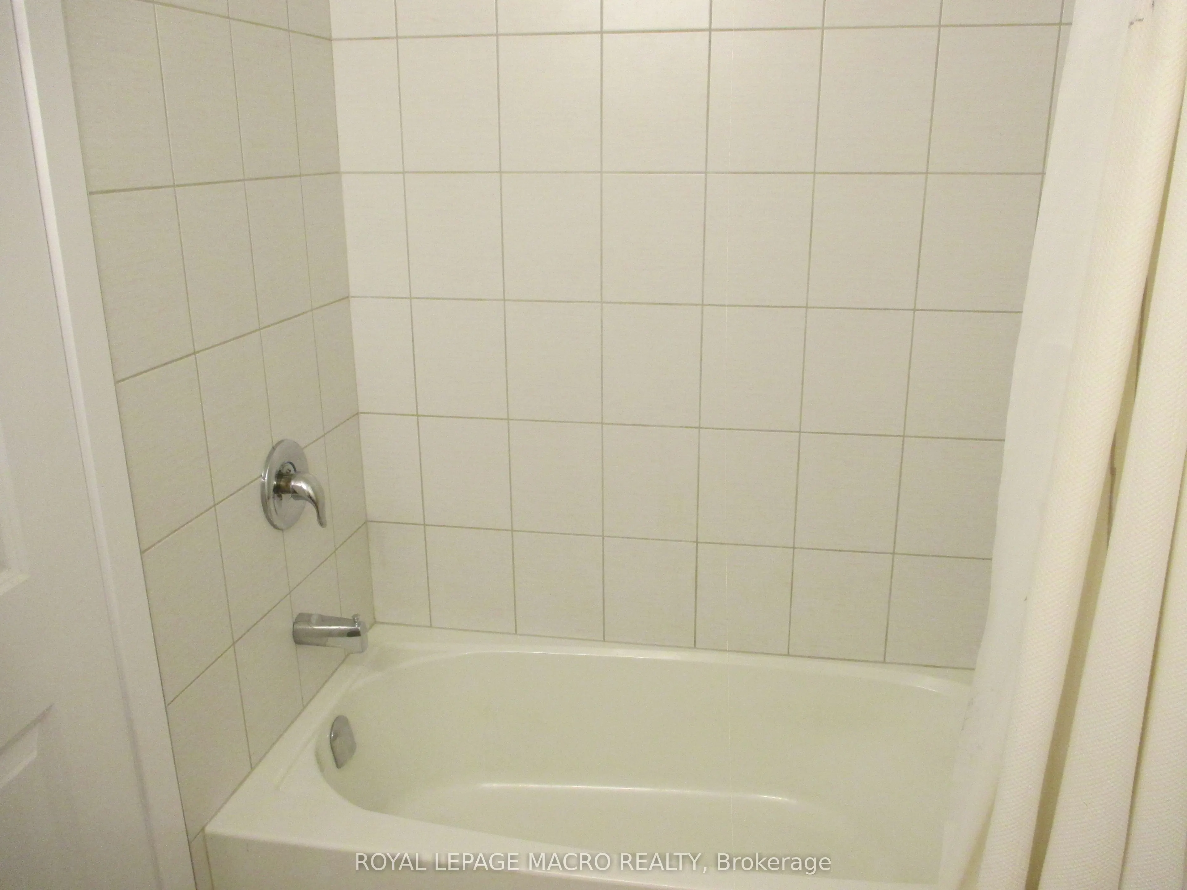 5055 Greenlane Road, #533