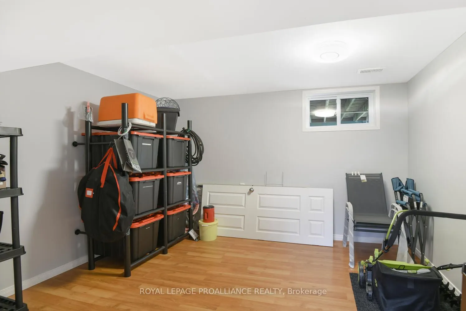 1343 Borden Crescent