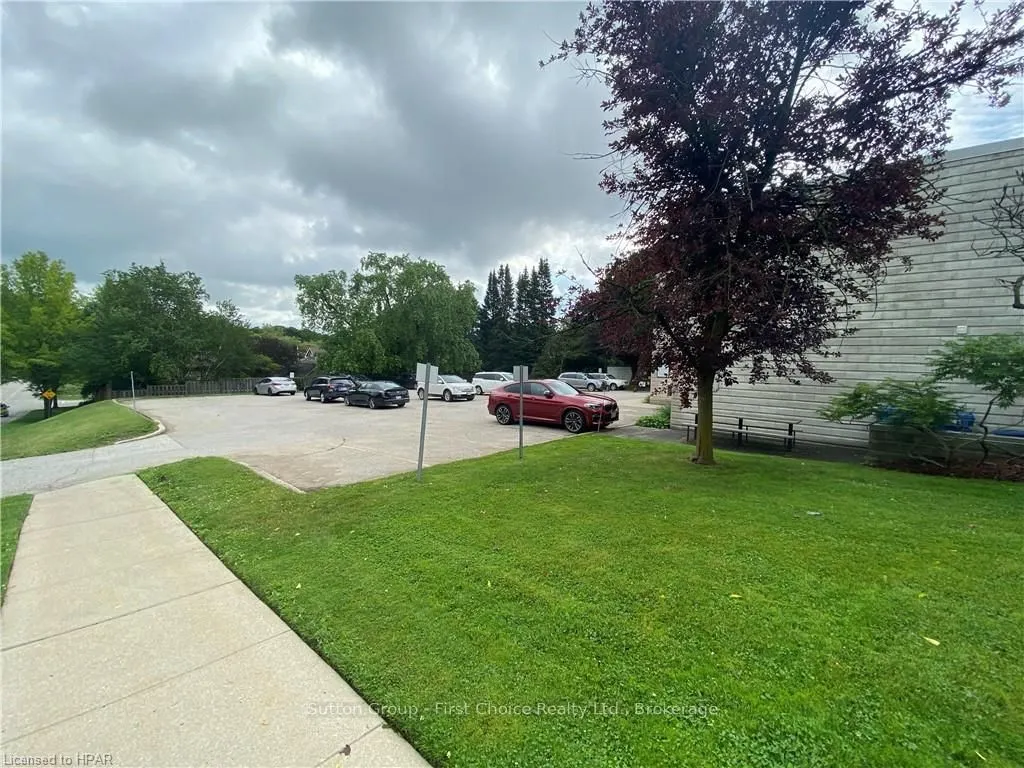 386 CAMBRIA Street, #201