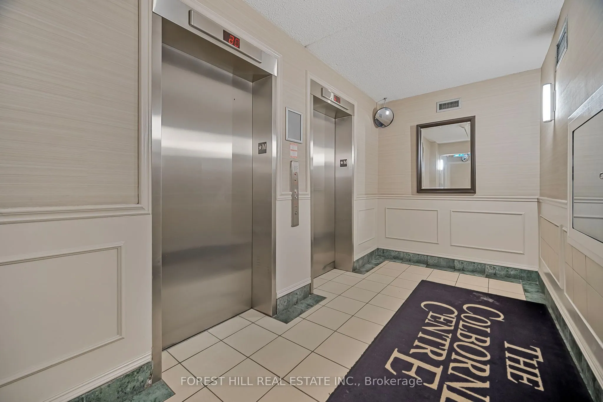 363 Colborne Street #905