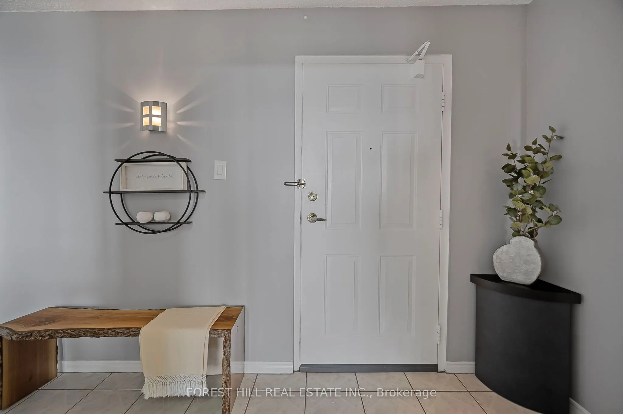 363 Colborne Street #905