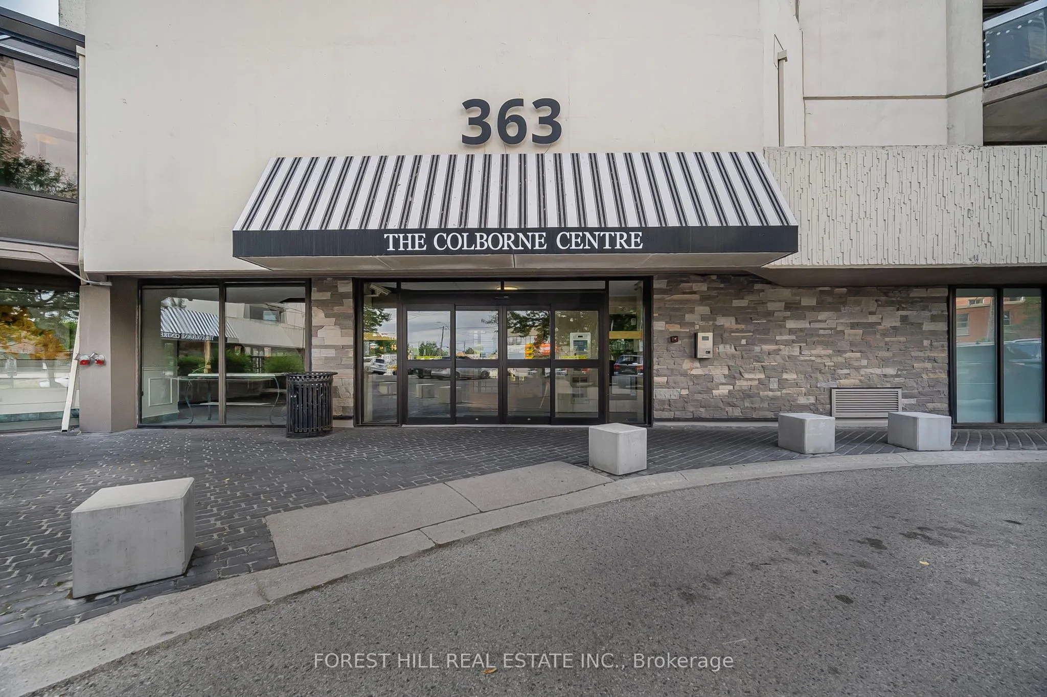363 Colborne Street #905