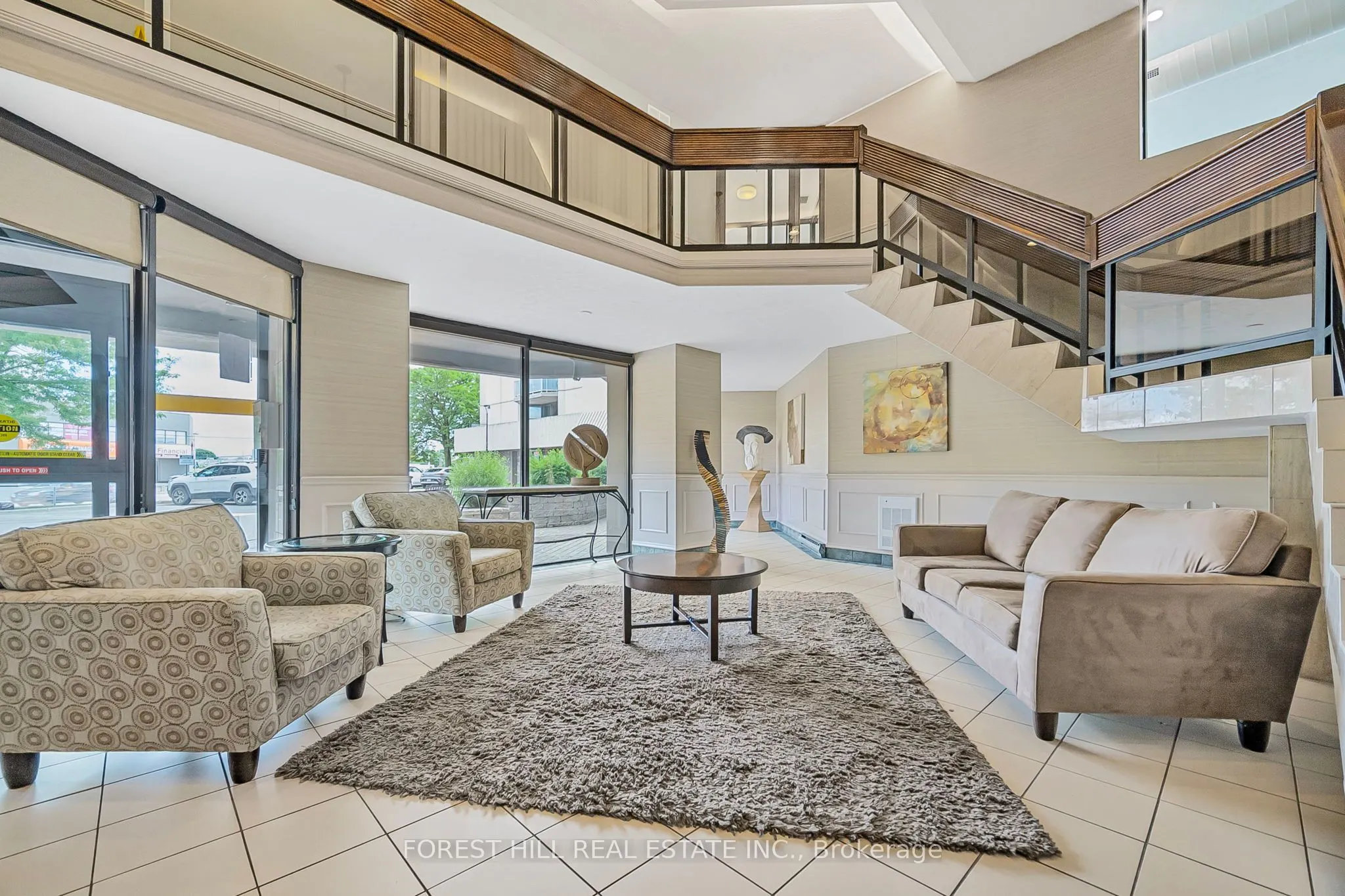 363 Colborne Street #905