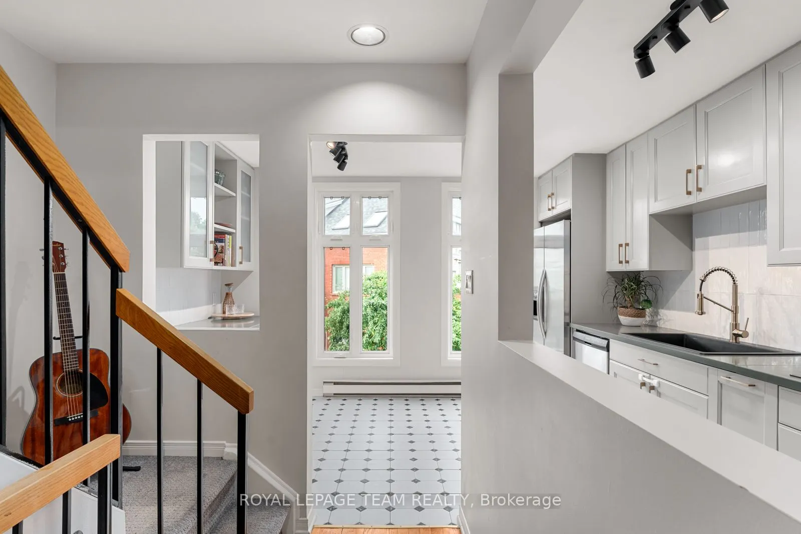 20 Charlevoix Street, #26