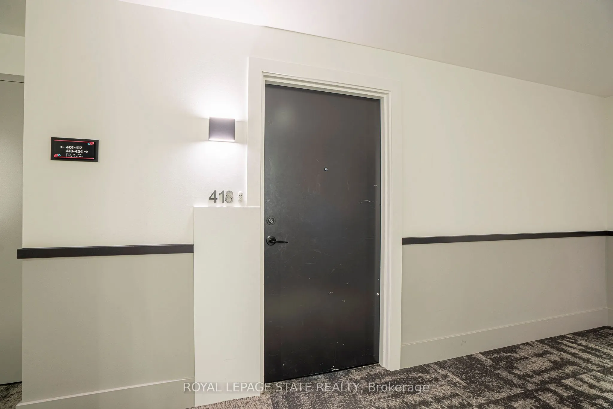 600 North Service Road, #418