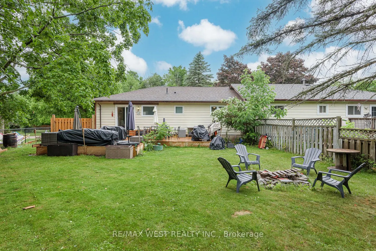 3 Carberry Street