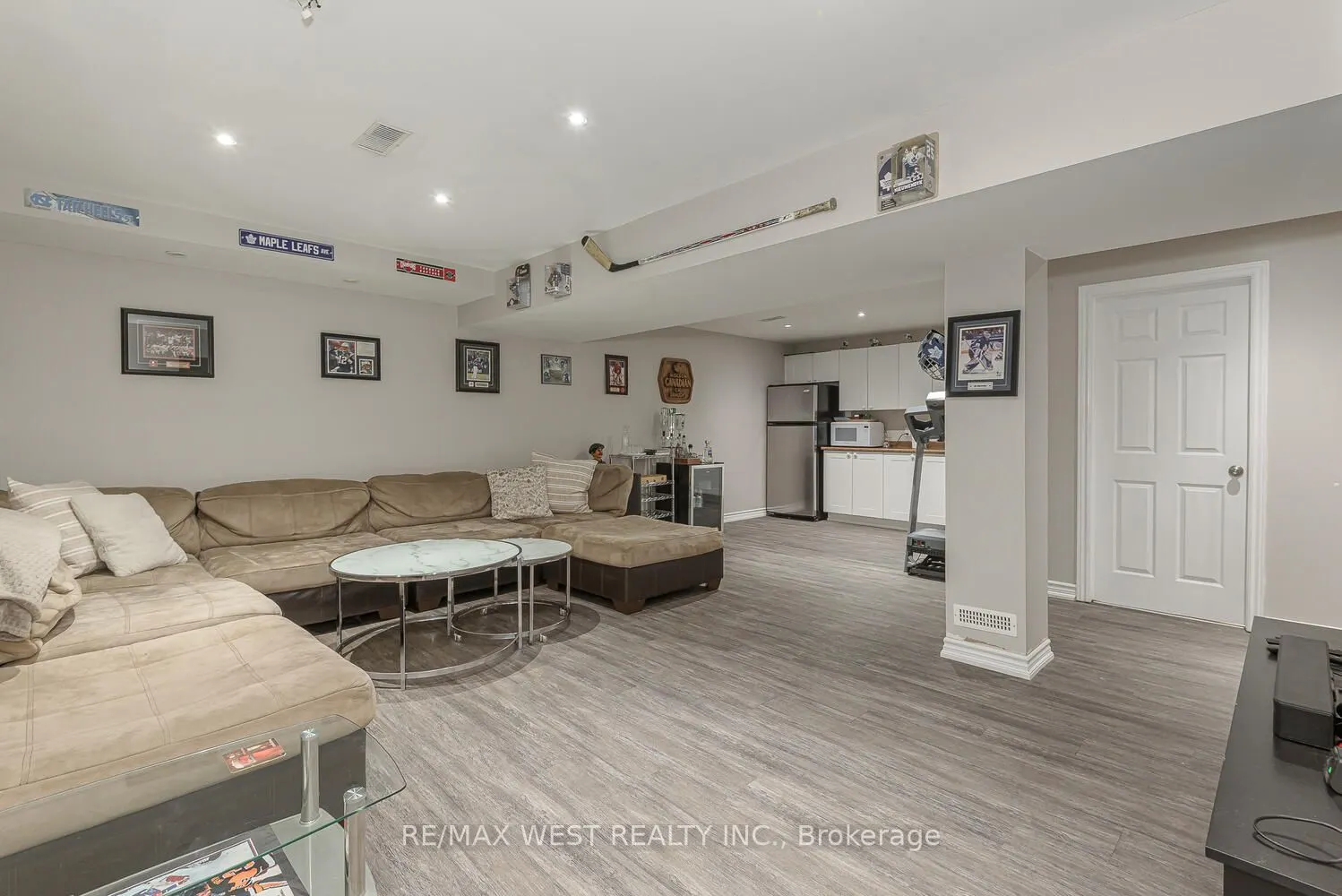 3 Carberry Street