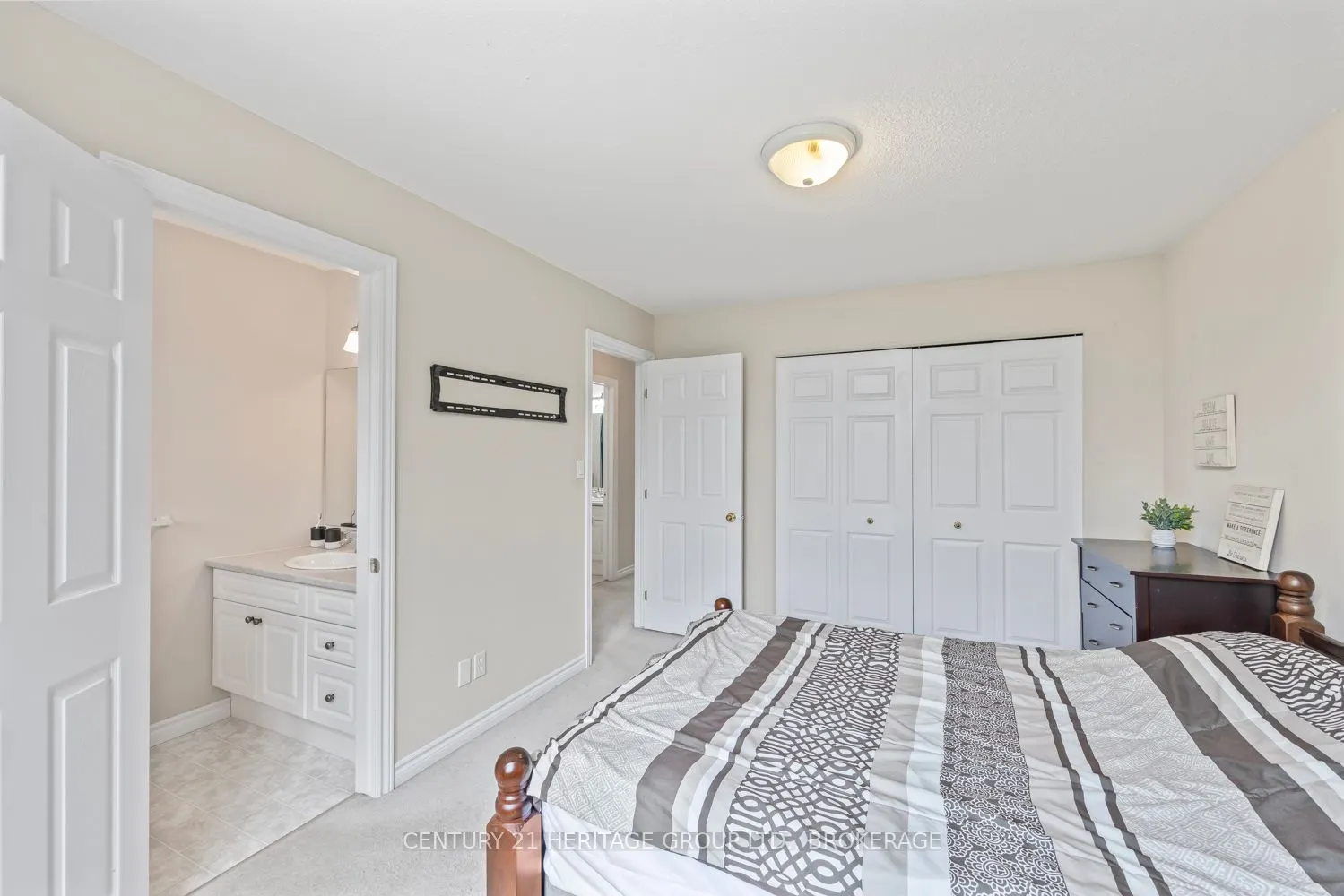 698 MacLean Court