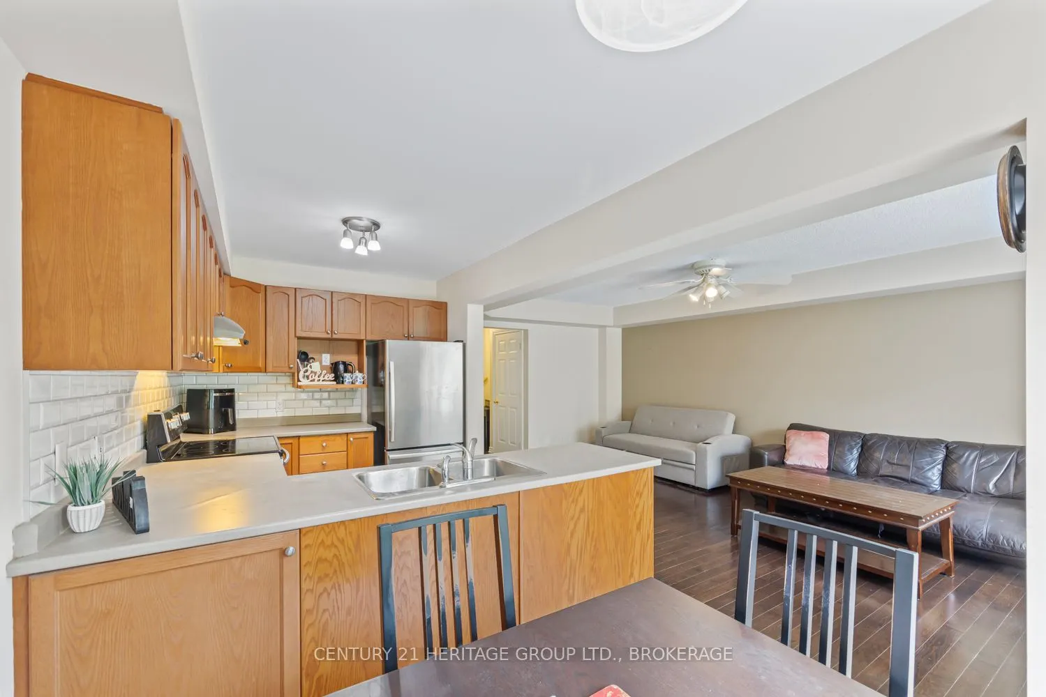 698 MacLean Court