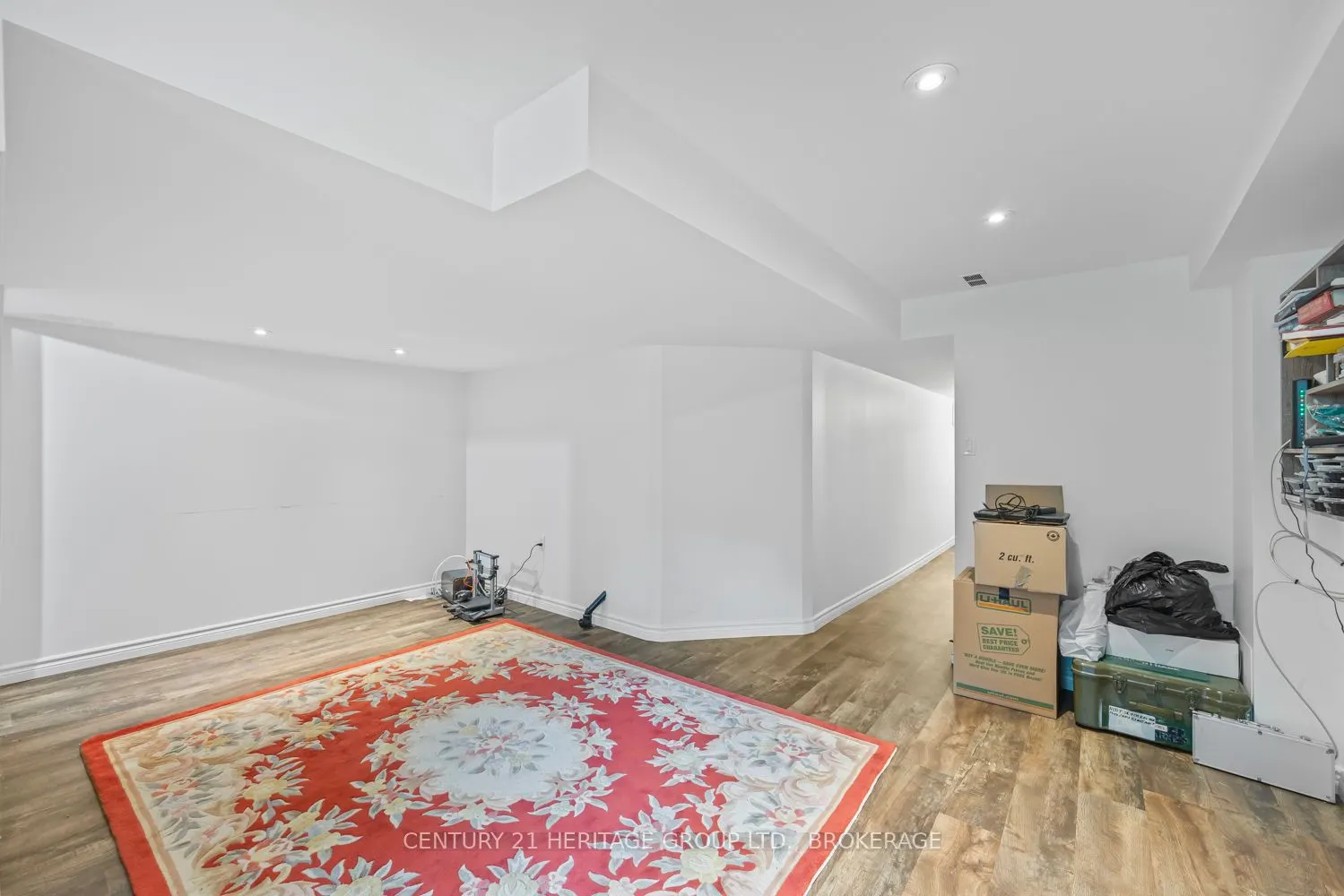 698 MacLean Court