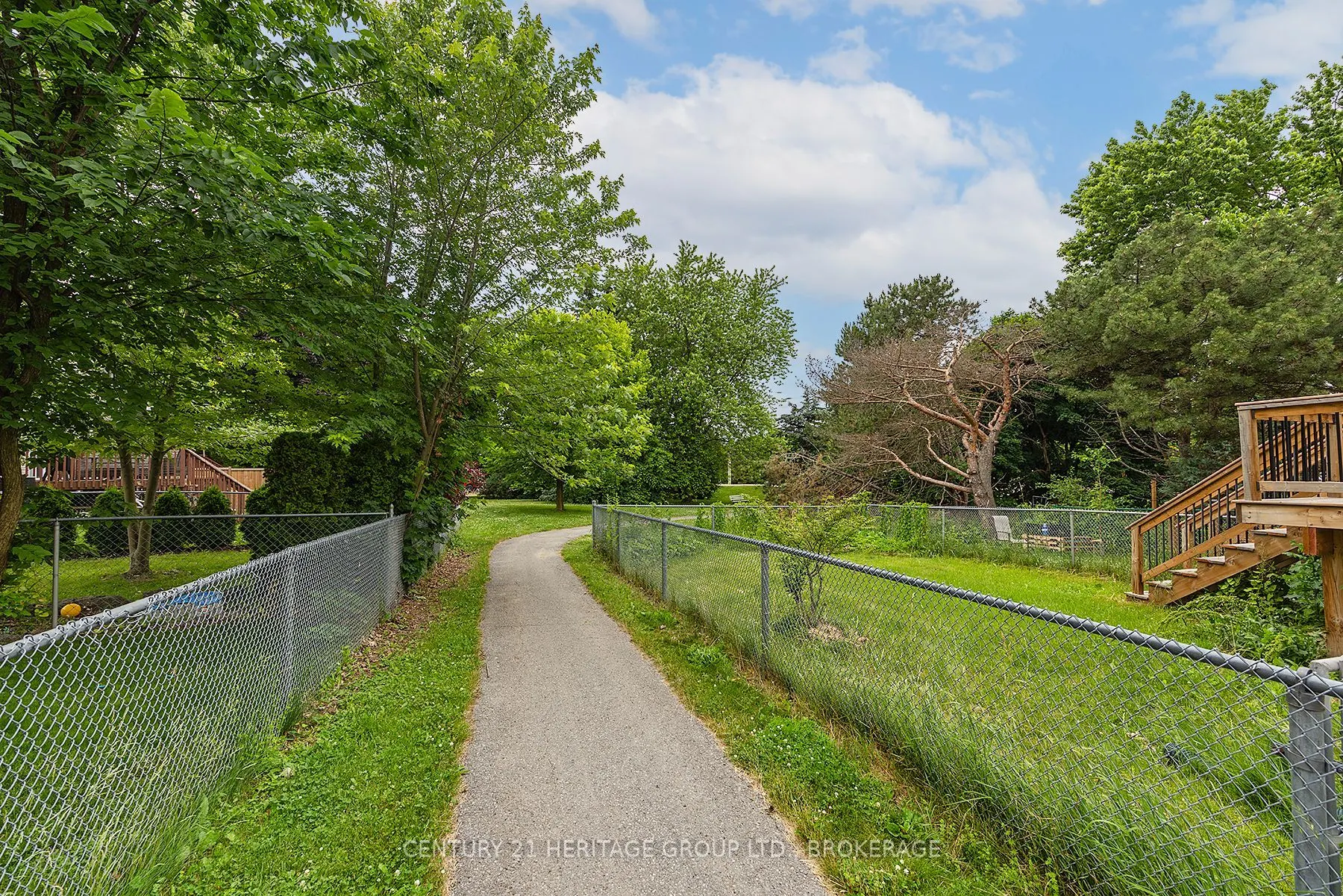 698 MacLean Court