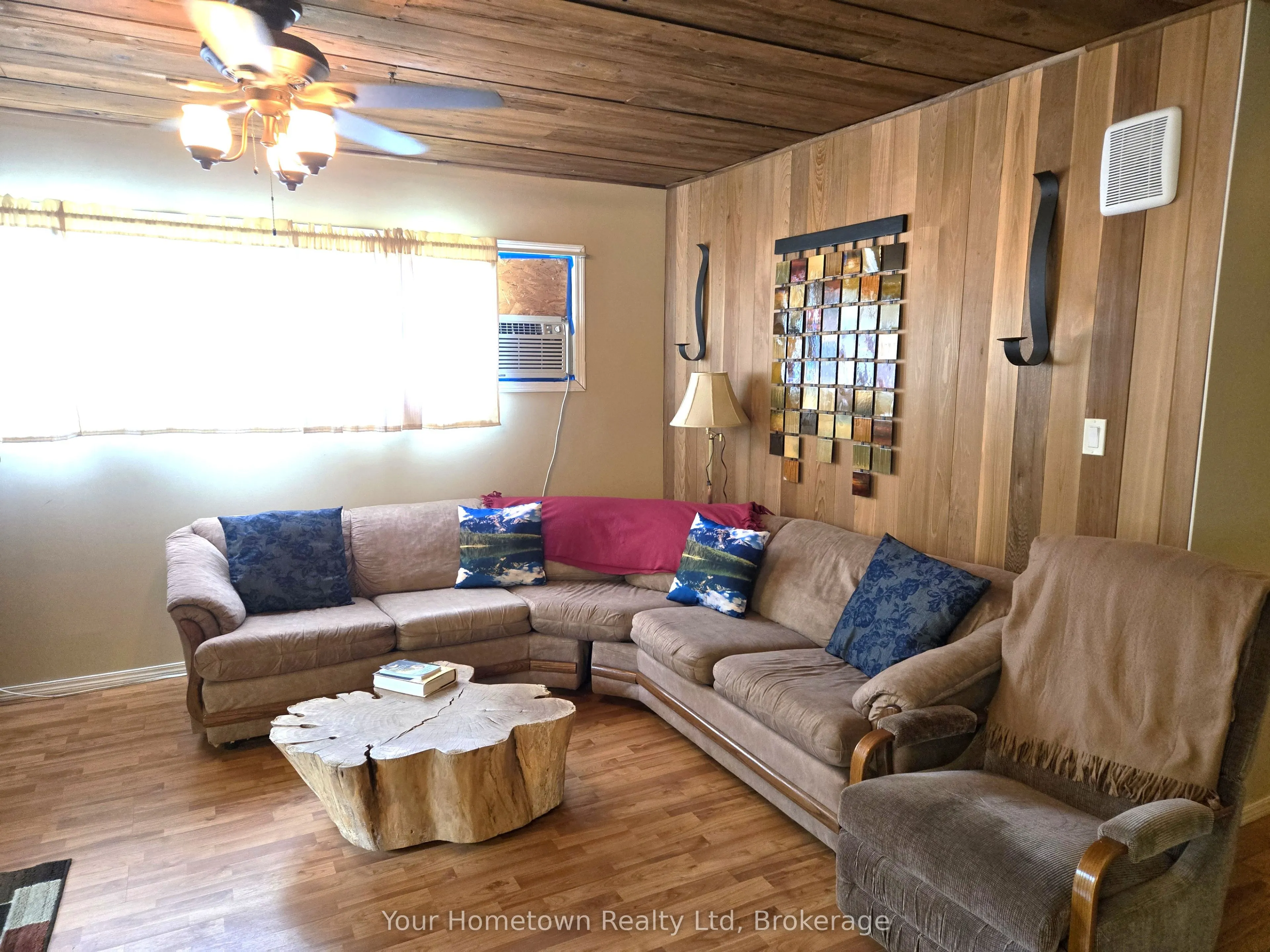 127 Cedar Crescent