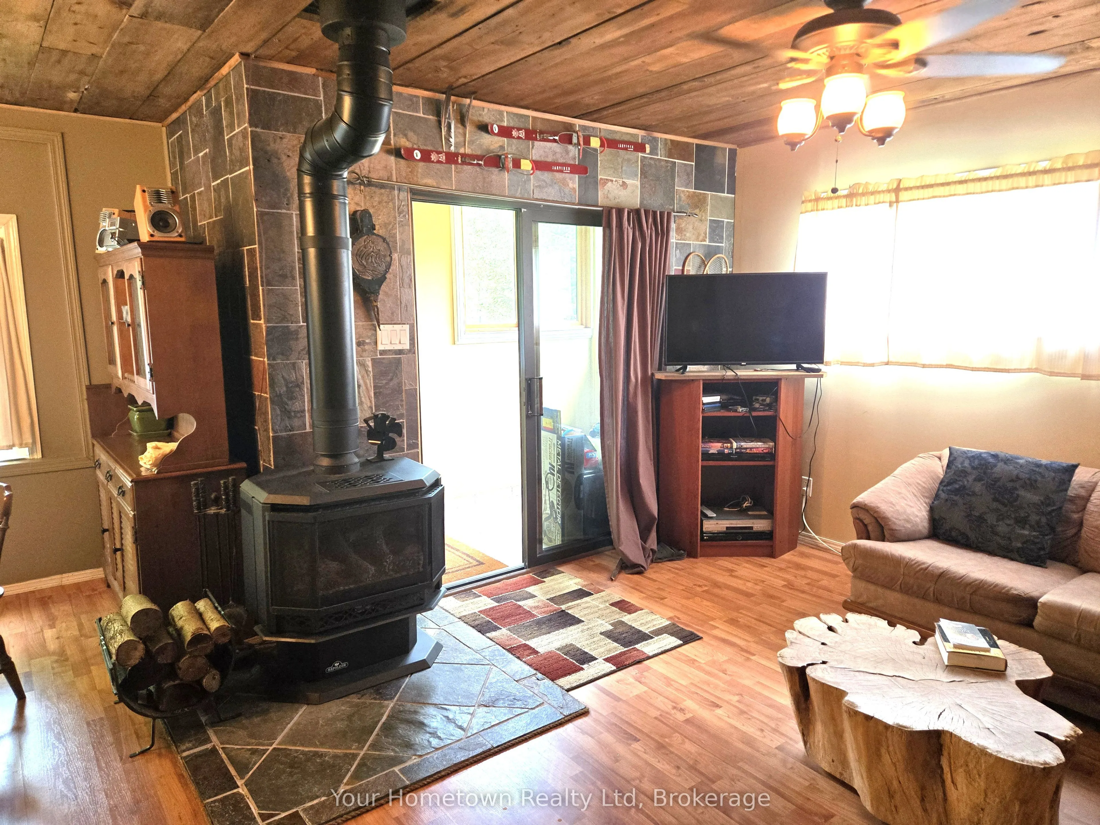 127 Cedar Crescent